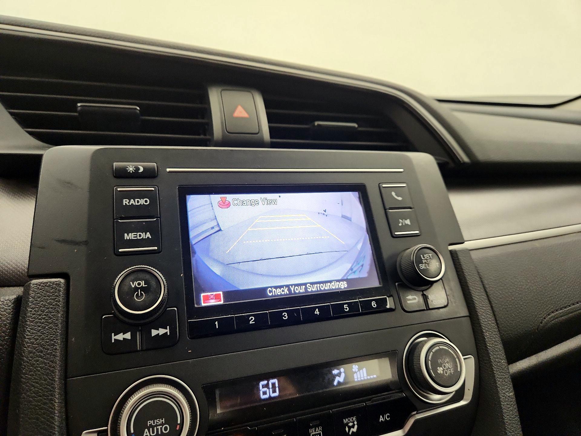 Thumbnail: 2016 Honda Civic - 14