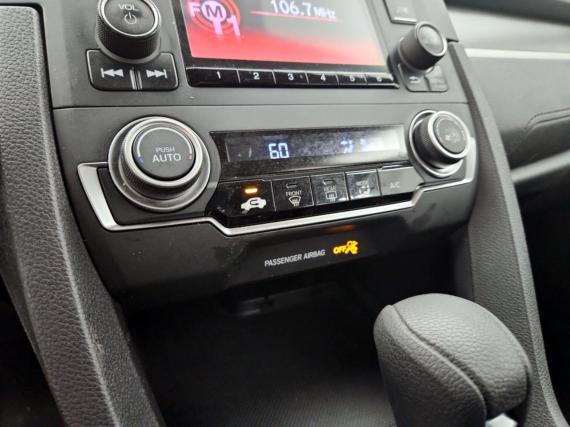 Thumbnail: 2016 Honda Civic - 16