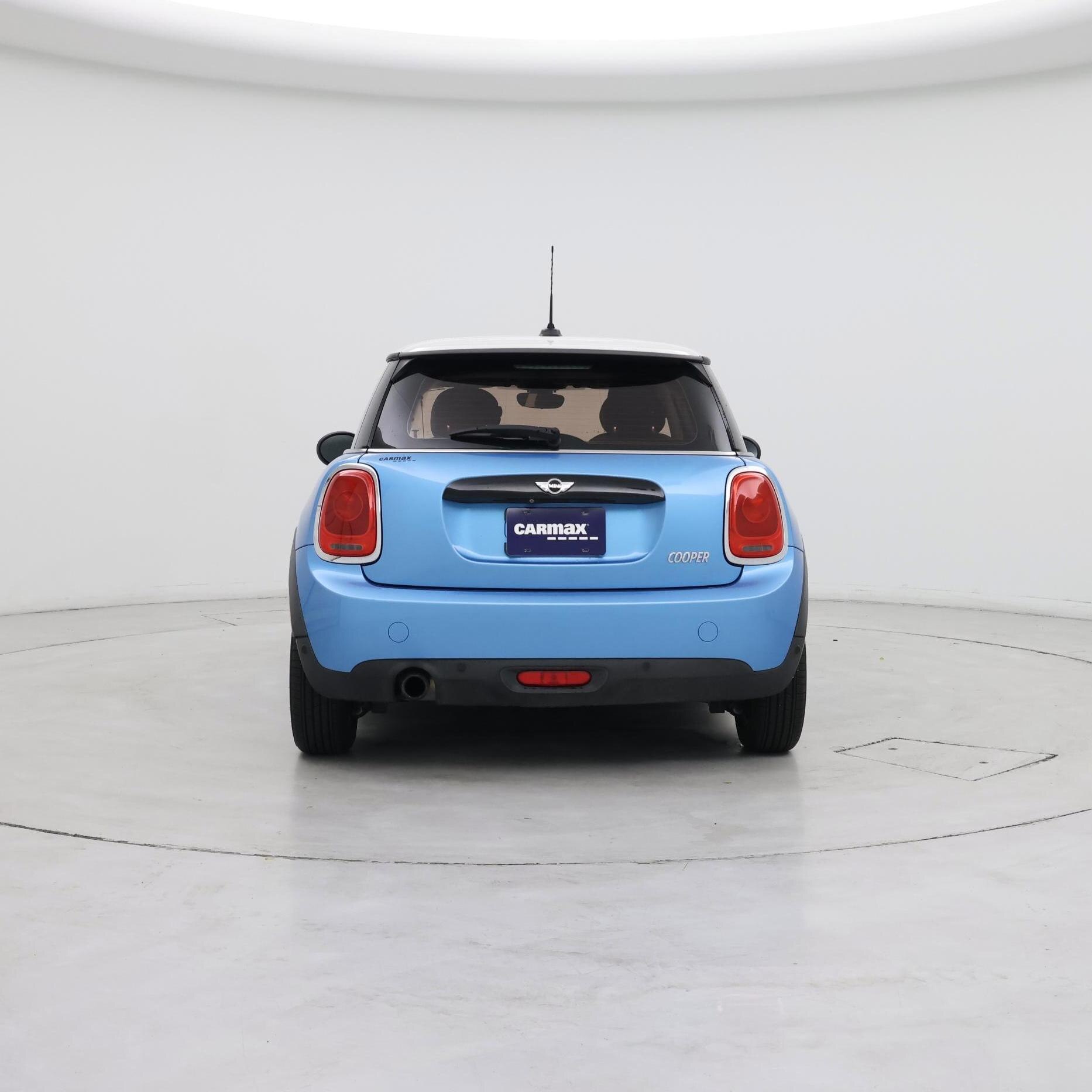 Thumbnail: 2017 MINI Cooper Hardtop - 6
