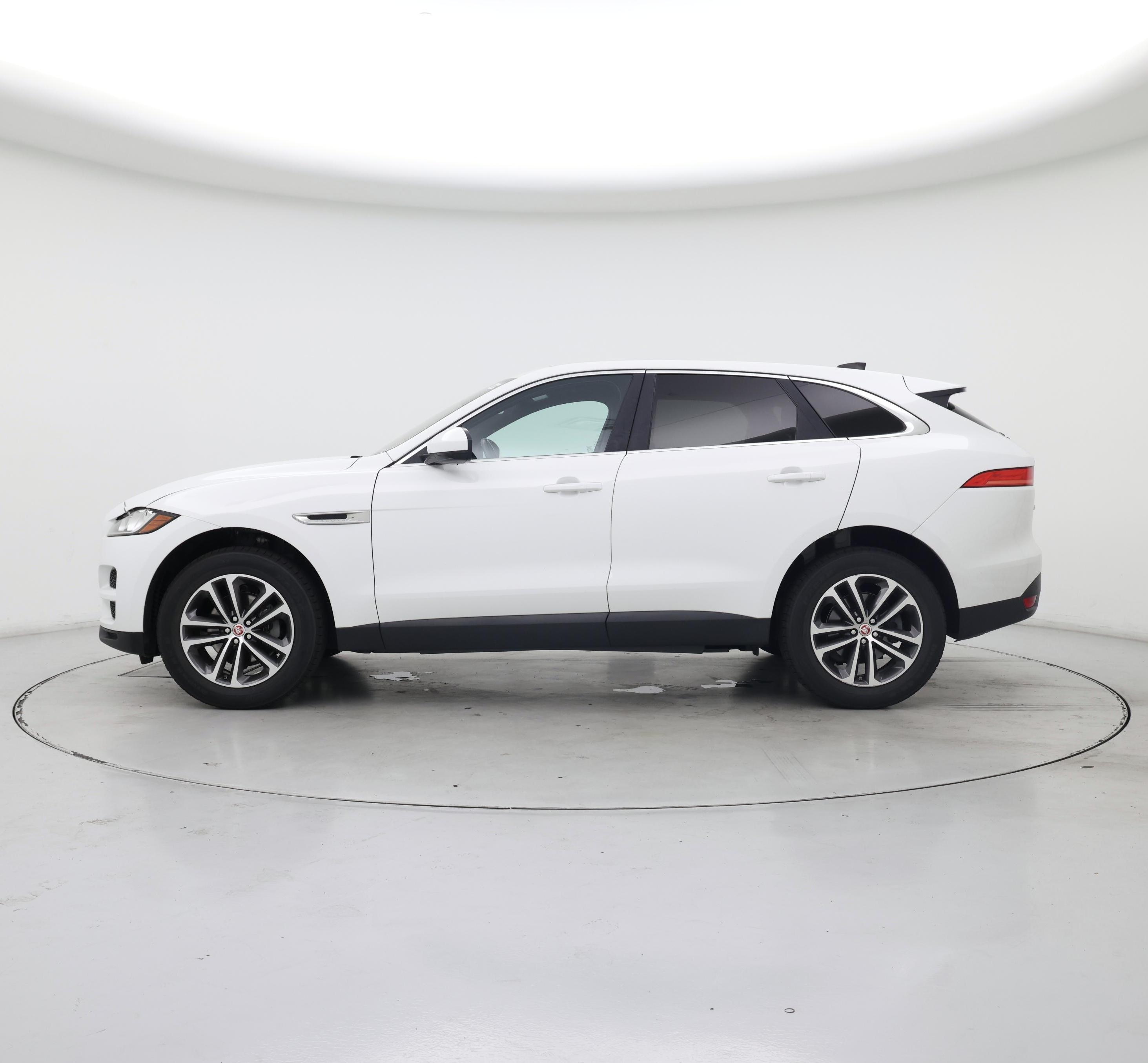 Thumbnail: 2020 Jaguar F-Pace - 3