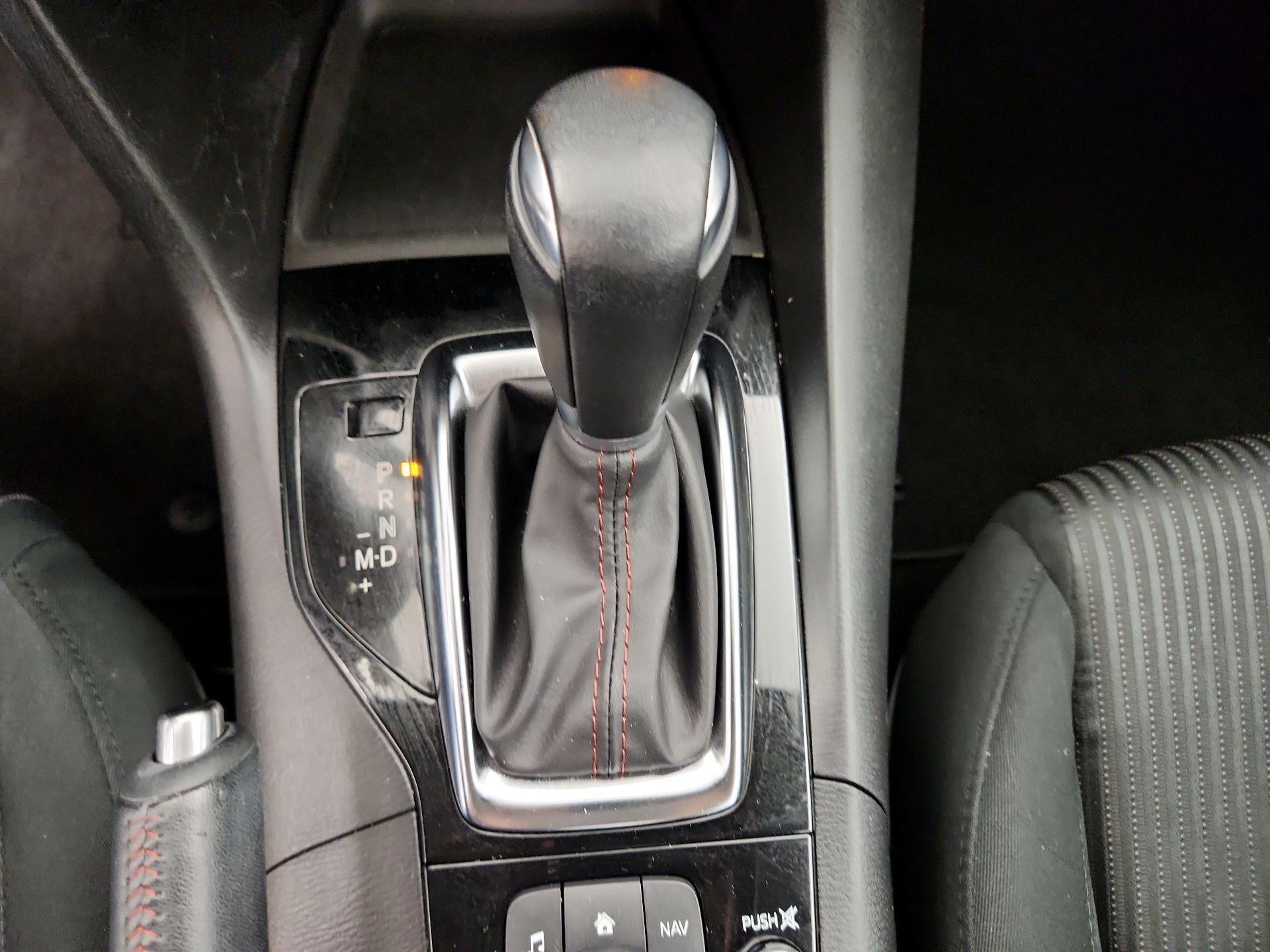 Thumbnail: 2015 Mazda Mazda3 - 17