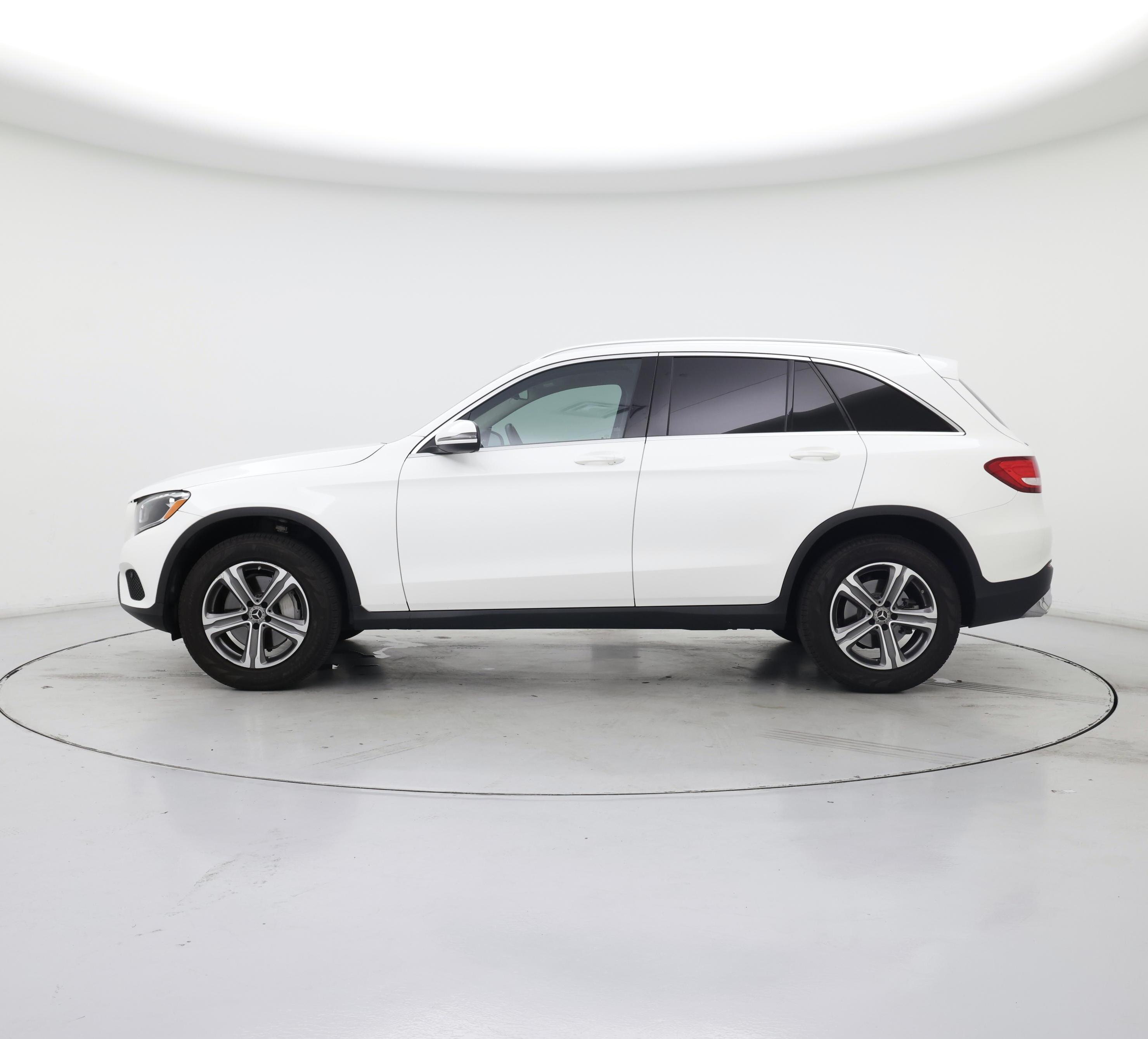 Thumbnail: 2019 Mercedes-Benz GLC - 3