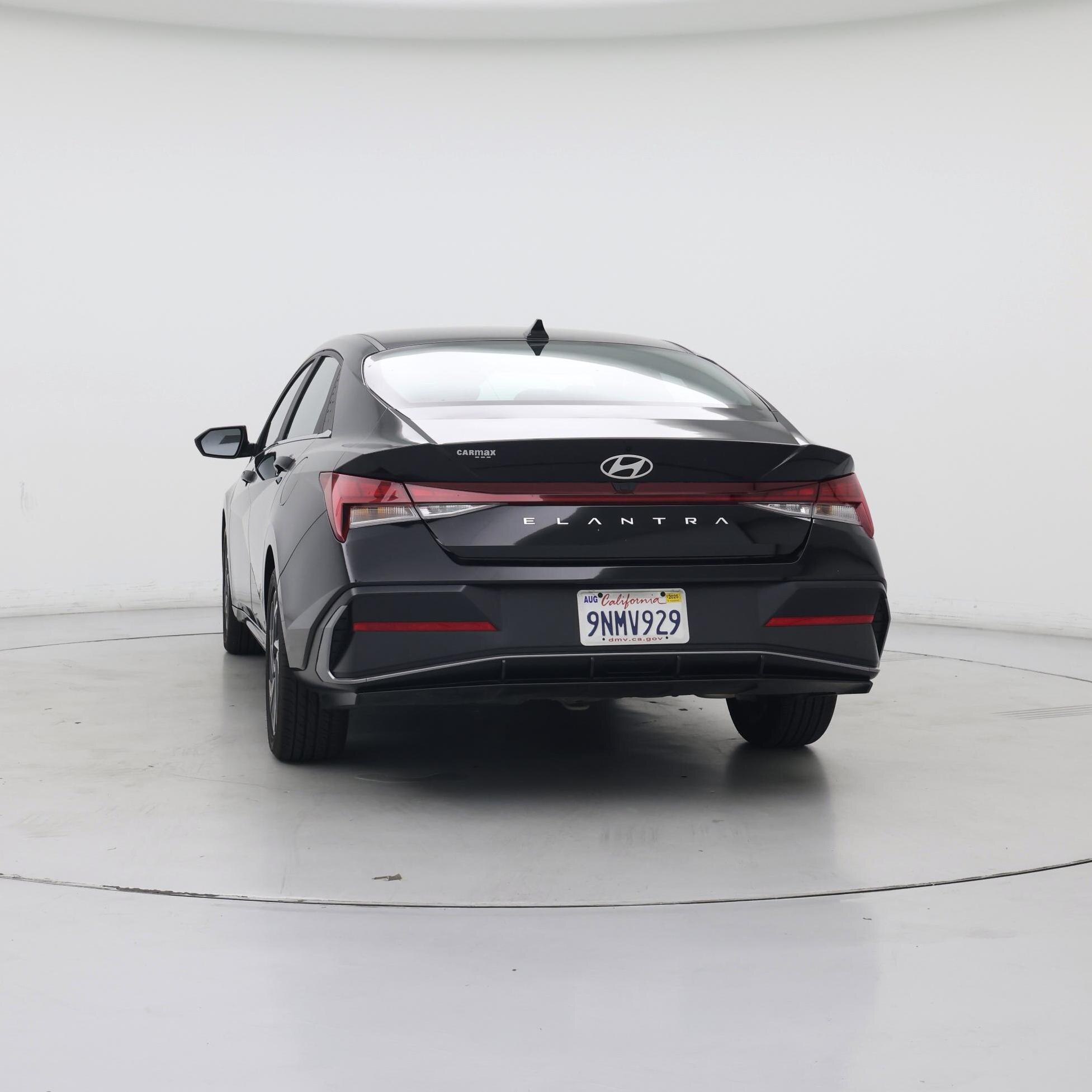 Thumbnail: 2024 Hyundai Elantra - 6