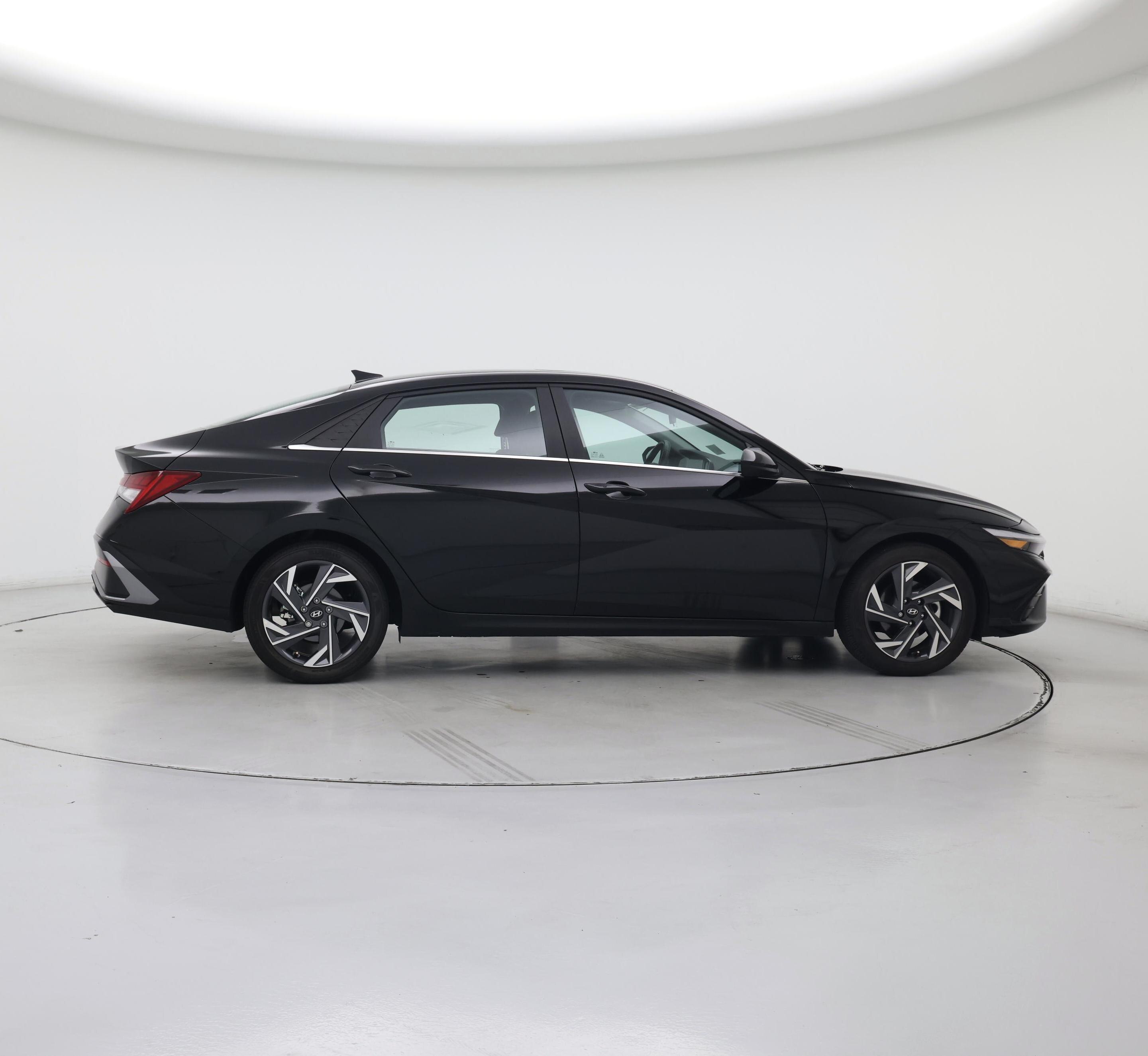 Thumbnail: 2024 Hyundai Elantra - 7