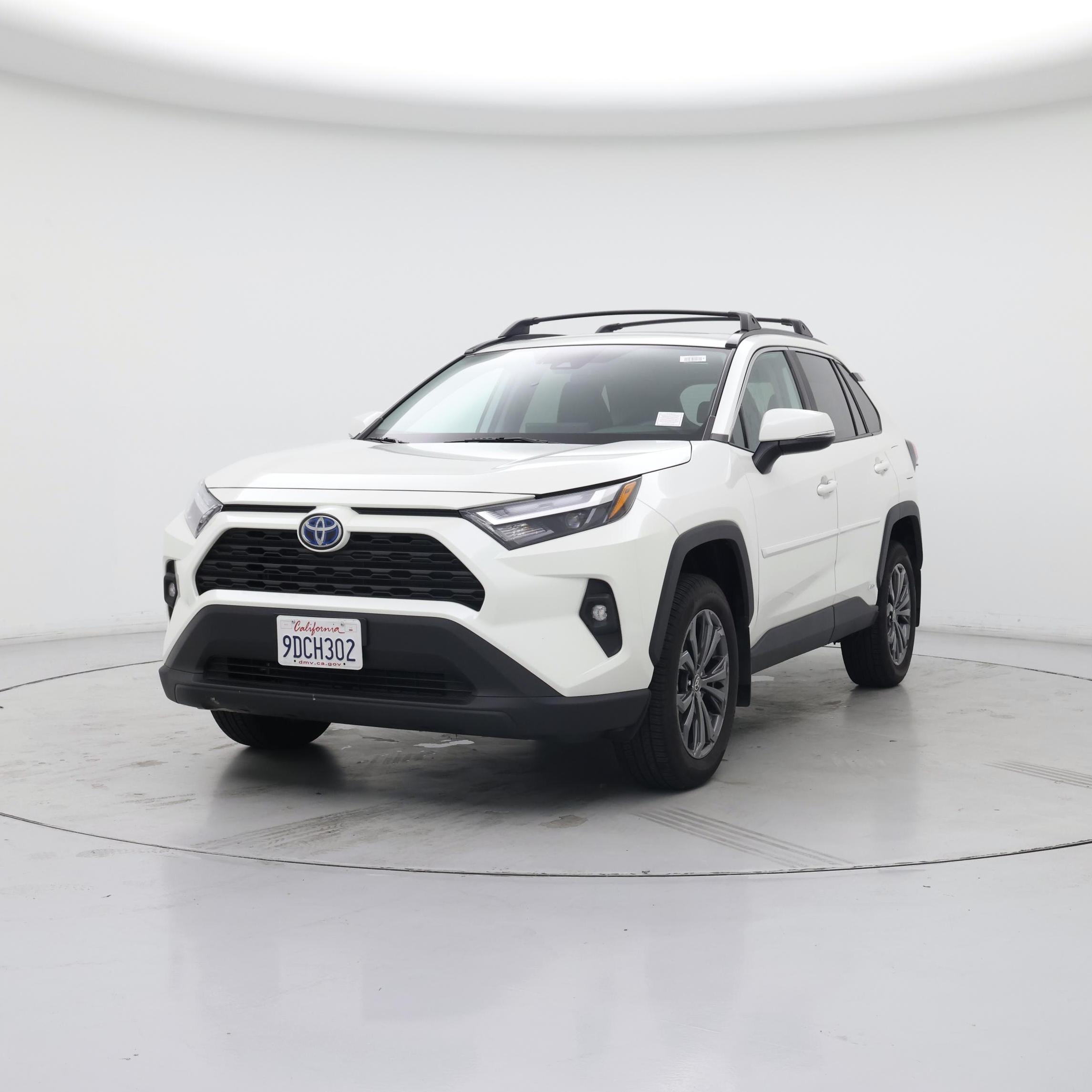 Thumbnail: 2022 Toyota RAV4 - 4