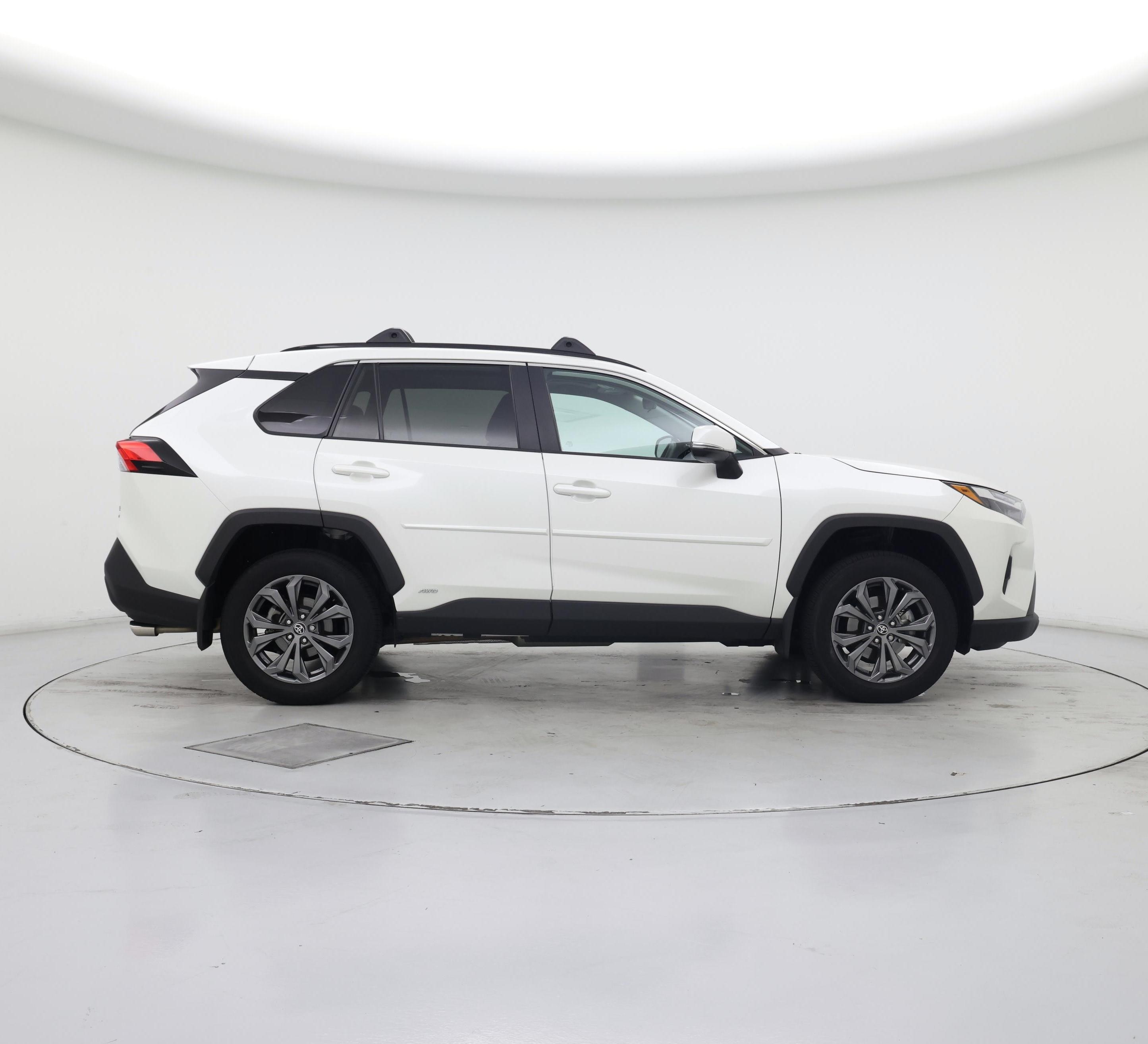 Thumbnail: 2022 Toyota RAV4 - 7