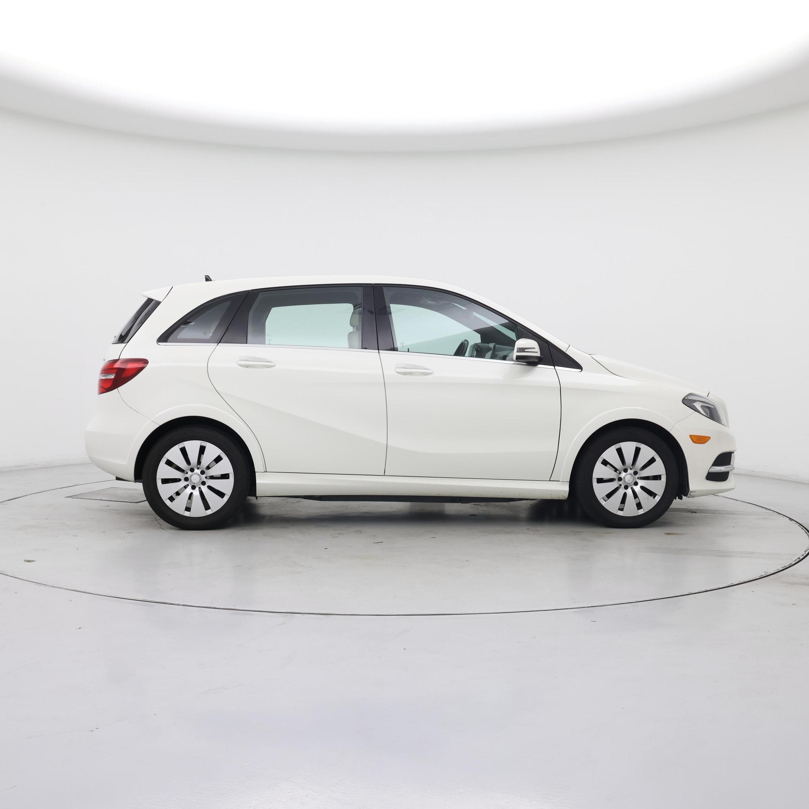 Thumbnail: 2015 Mercedes-Benz B-Class - 7