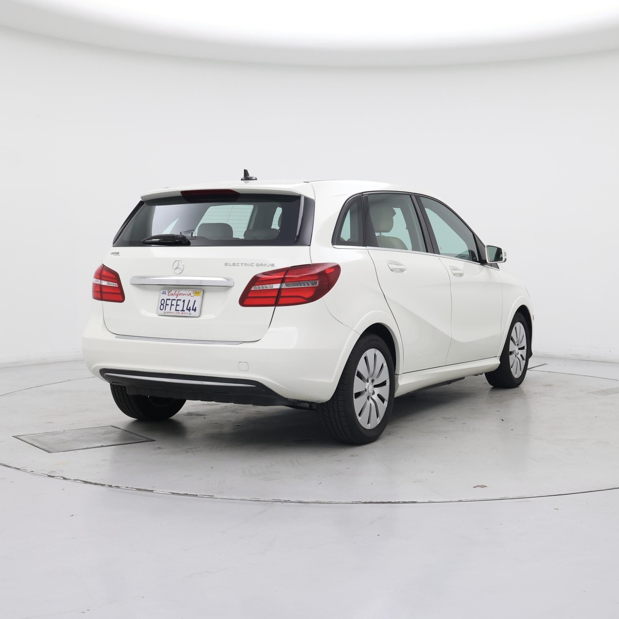 Thumbnail: 2015 Mercedes-Benz B-Class - 8