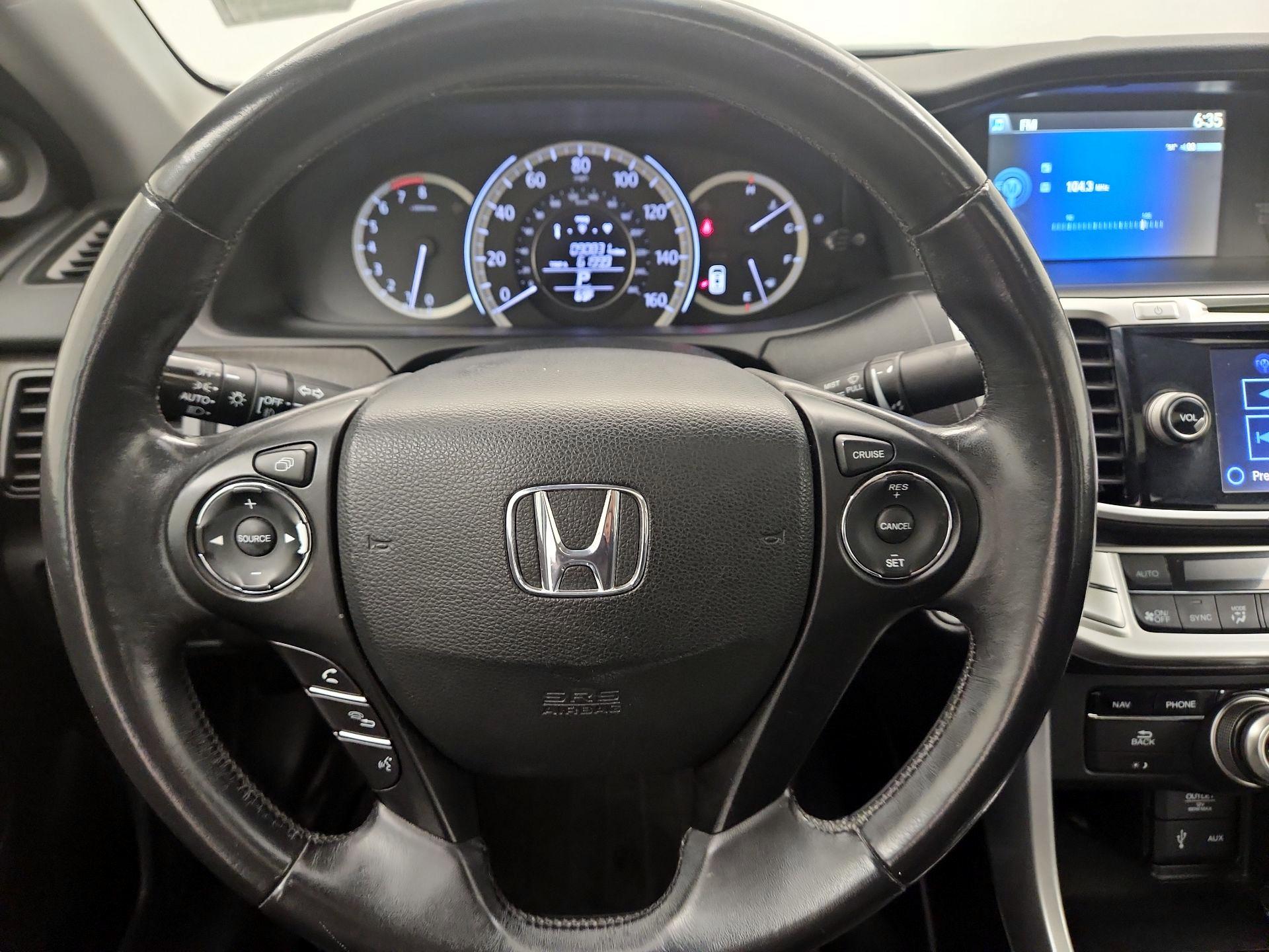 Thumbnail: 2013 Honda Accord - 10