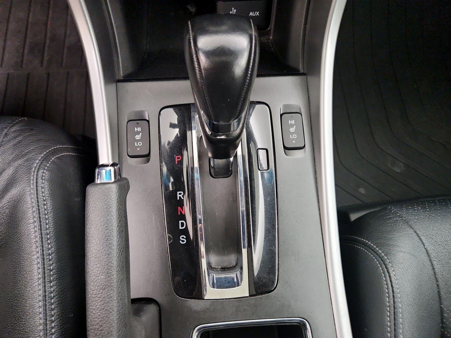 Thumbnail: 2013 Honda Accord - 17
