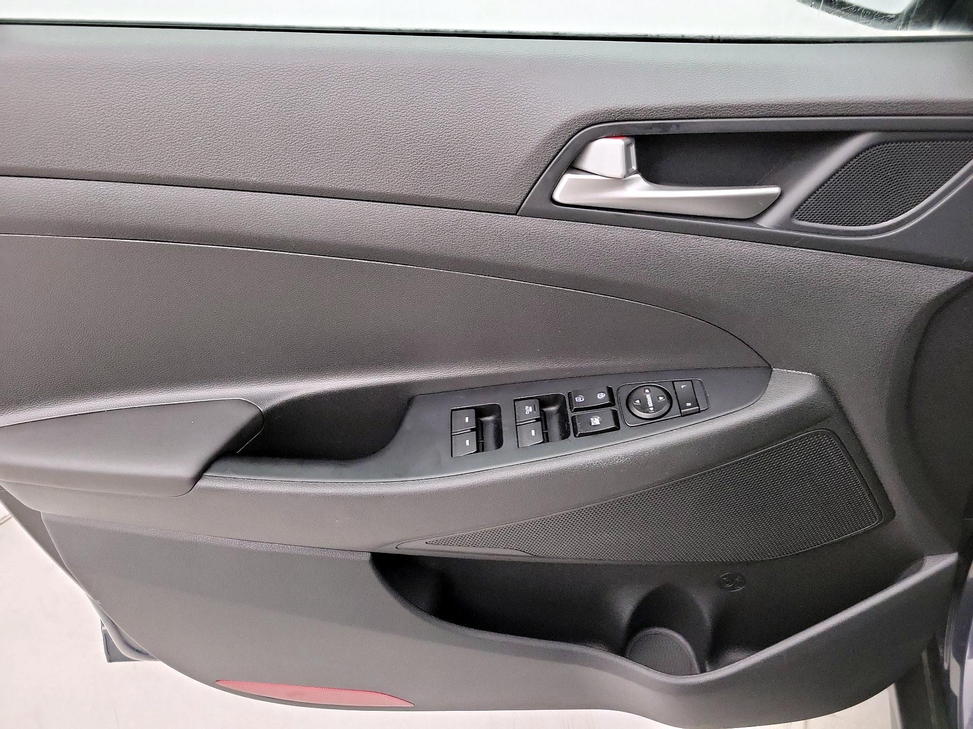 Thumbnail: 2021 Hyundai Tucson - 12