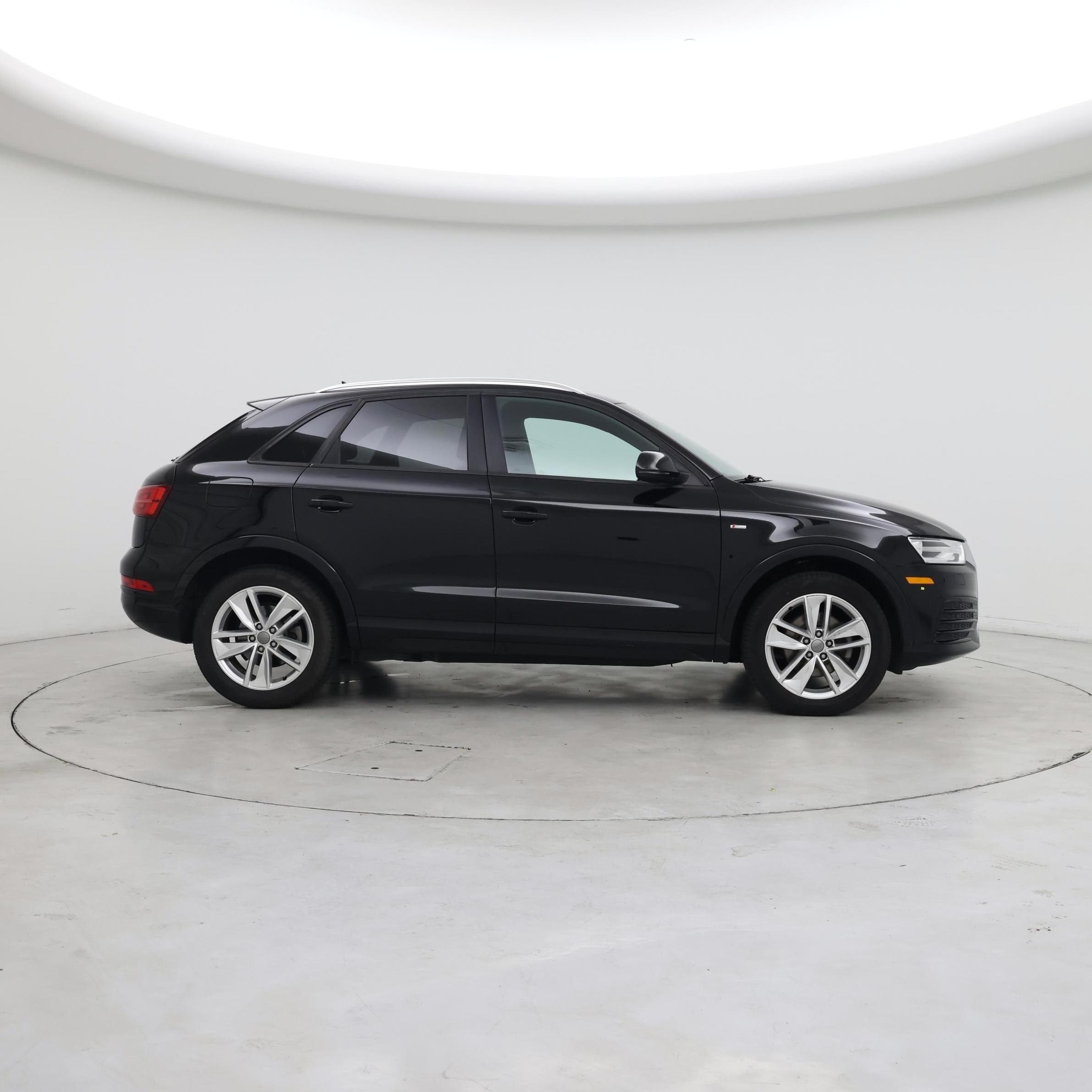 Thumbnail: 2018 Audi Q3 - 7