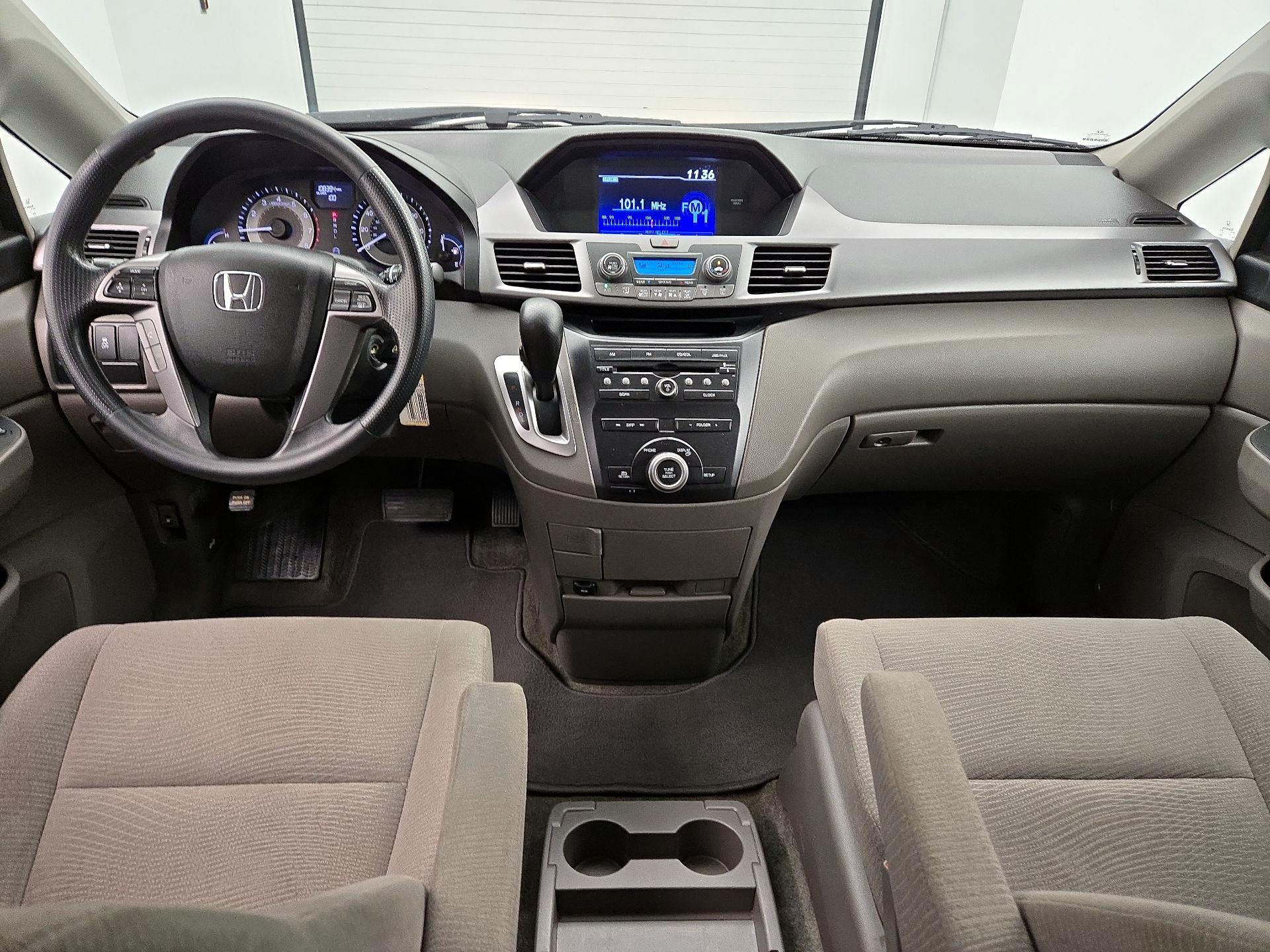 Thumbnail: 2013 Honda Odyssey - 9