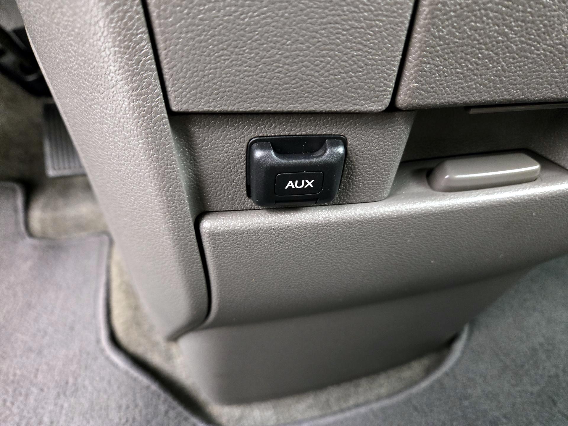 Thumbnail: 2013 Honda Odyssey - 18