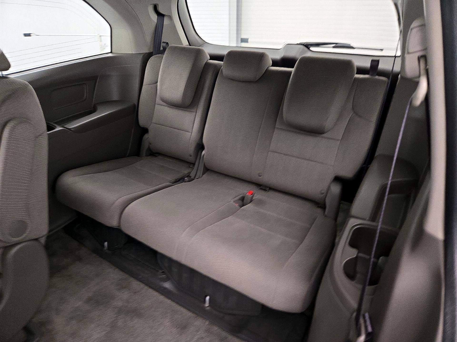 Thumbnail: 2013 Honda Odyssey - 20