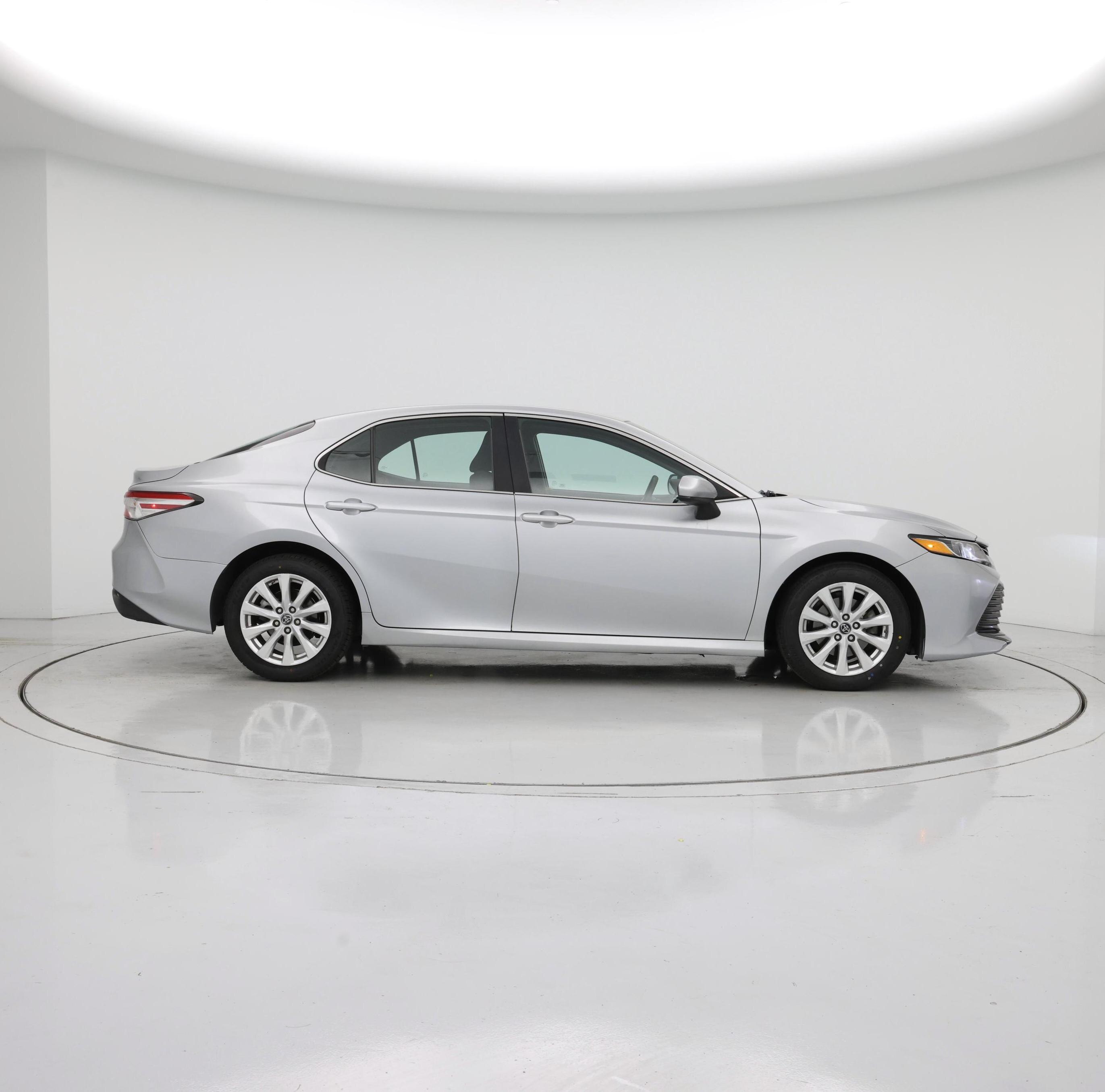 Thumbnail: 2018 Toyota Camry - 7