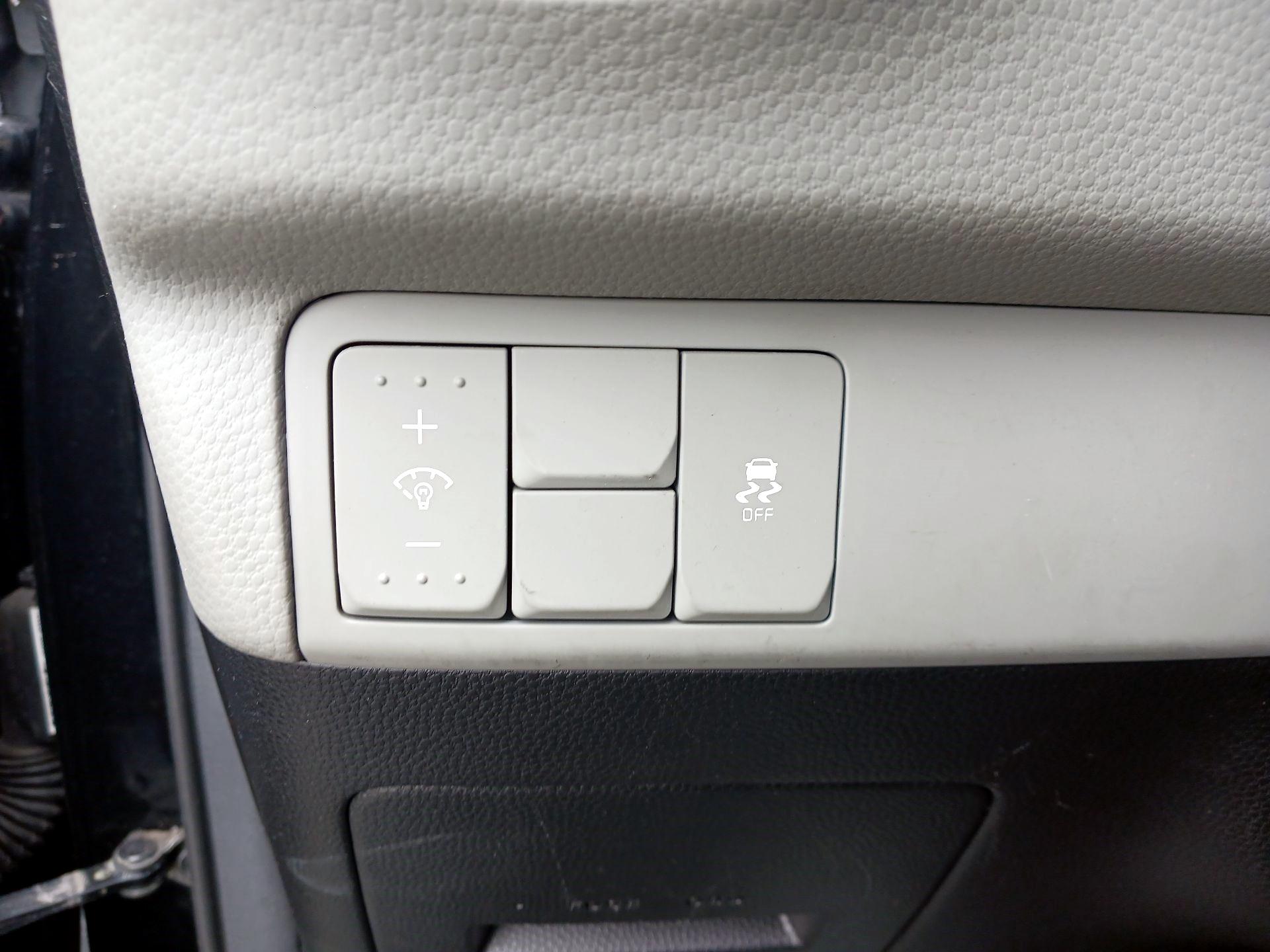 Thumbnail: 2016 Kia Soul - 11