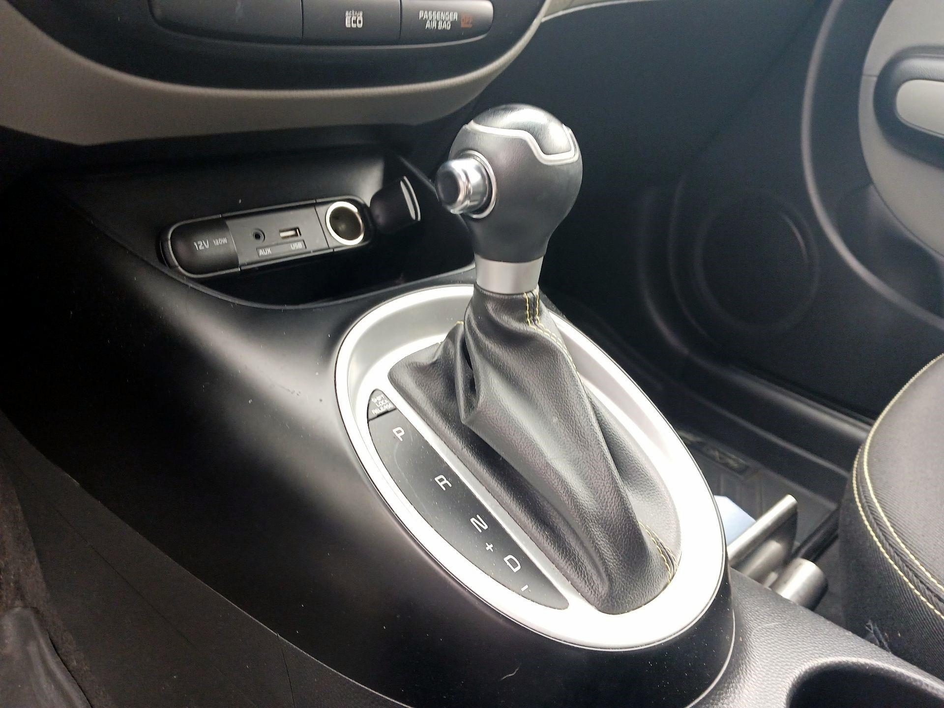 Thumbnail: 2016 Kia Soul - 15