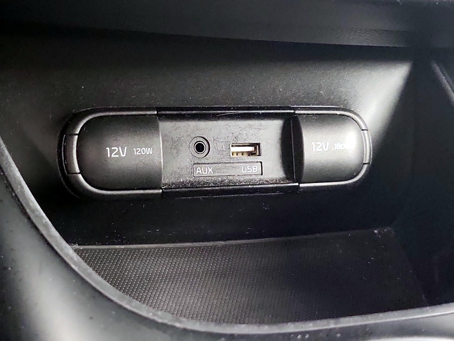 Thumbnail: 2019 Kia Soul - 18