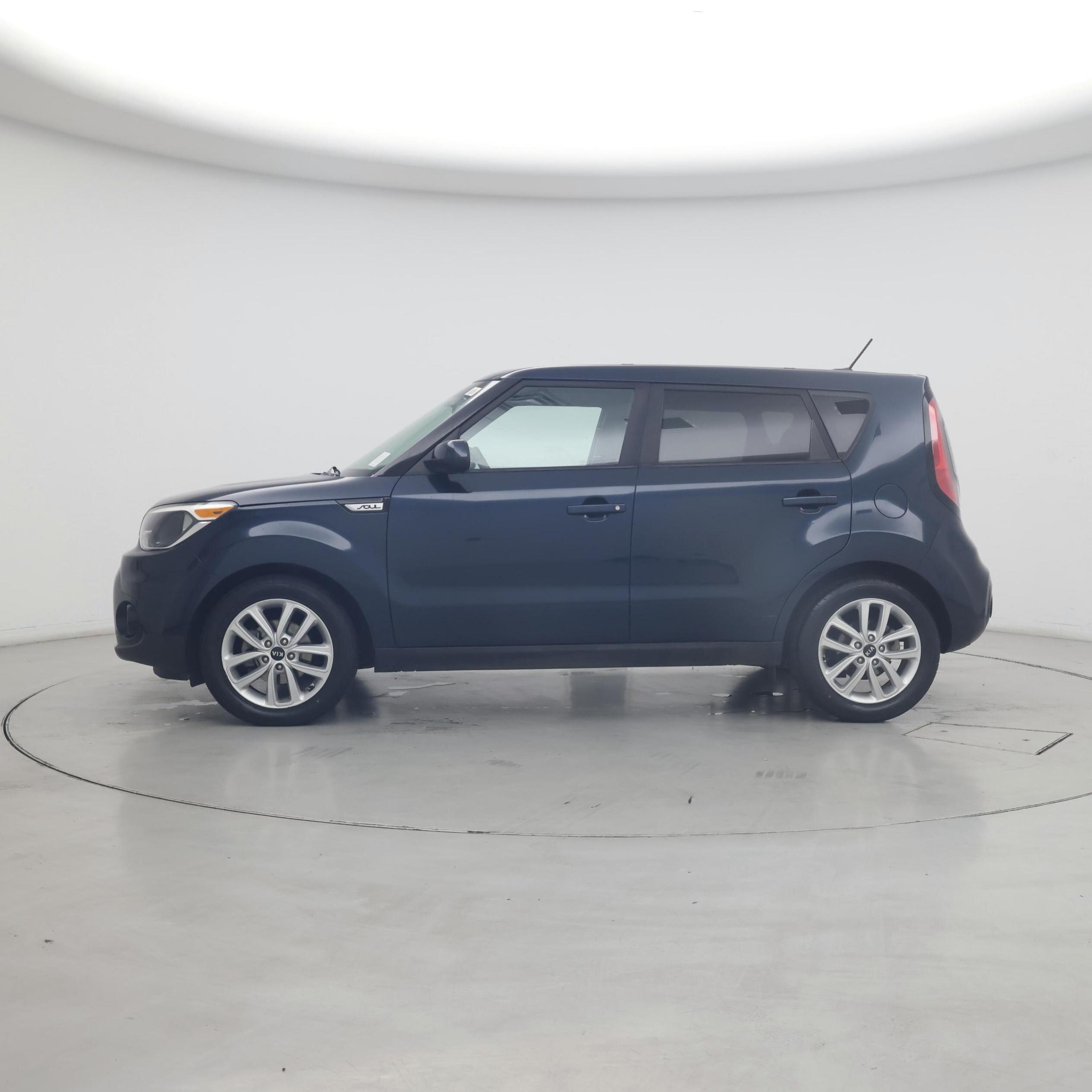 Thumbnail: 2019 Kia Soul - 3