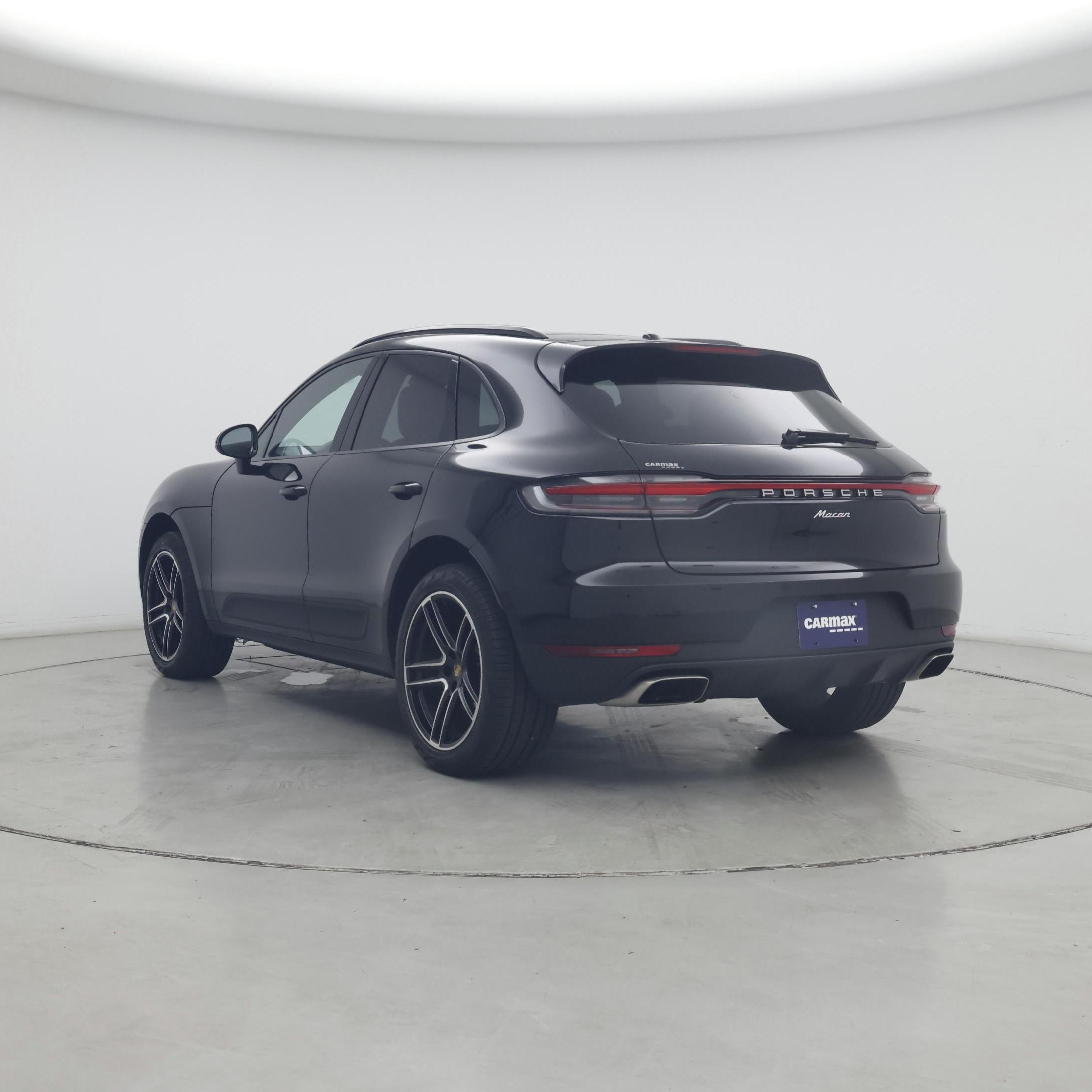 Thumbnail: 2021 Porsche Macan - 2