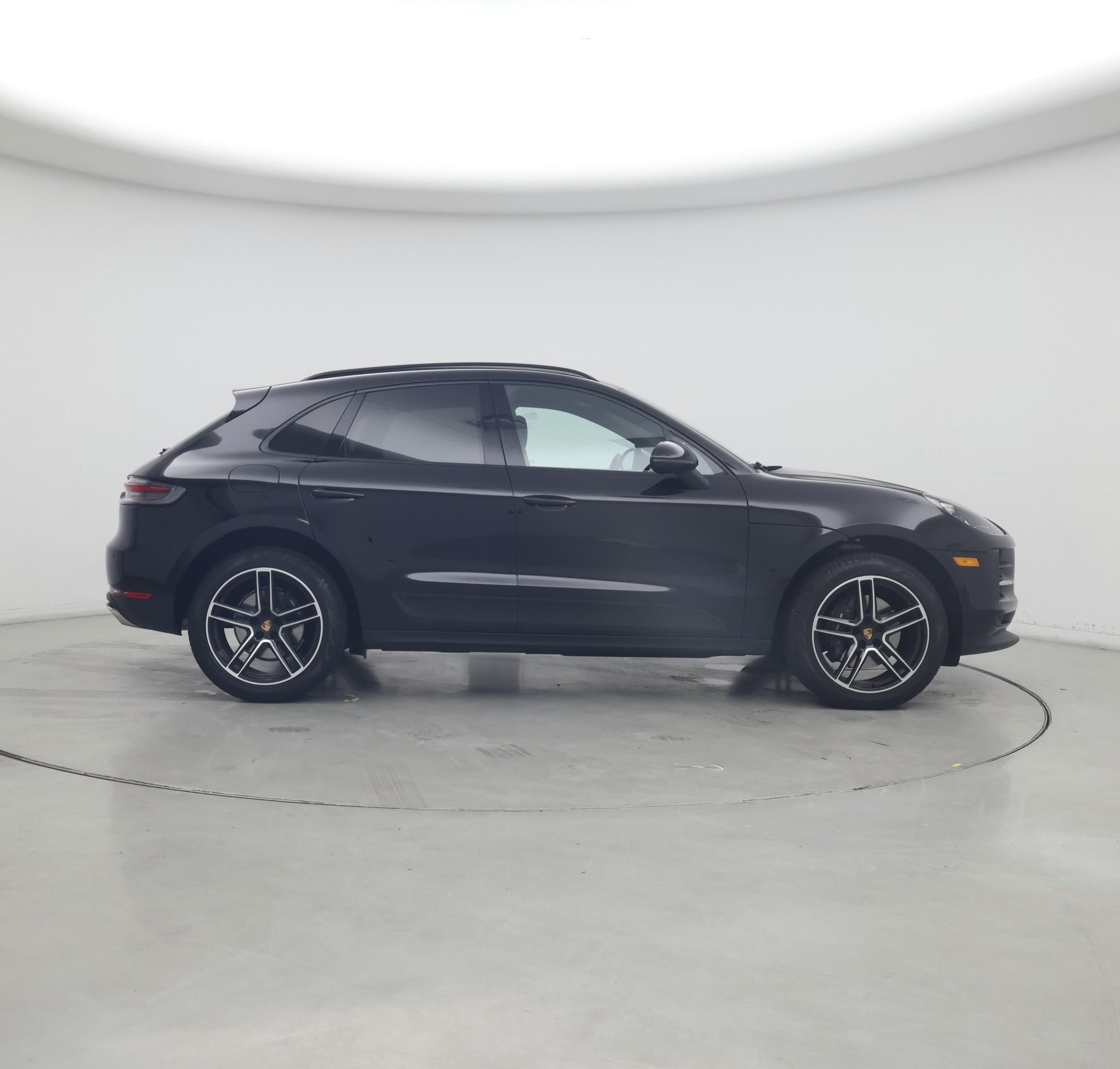 Thumbnail: 2021 Porsche Macan - 7