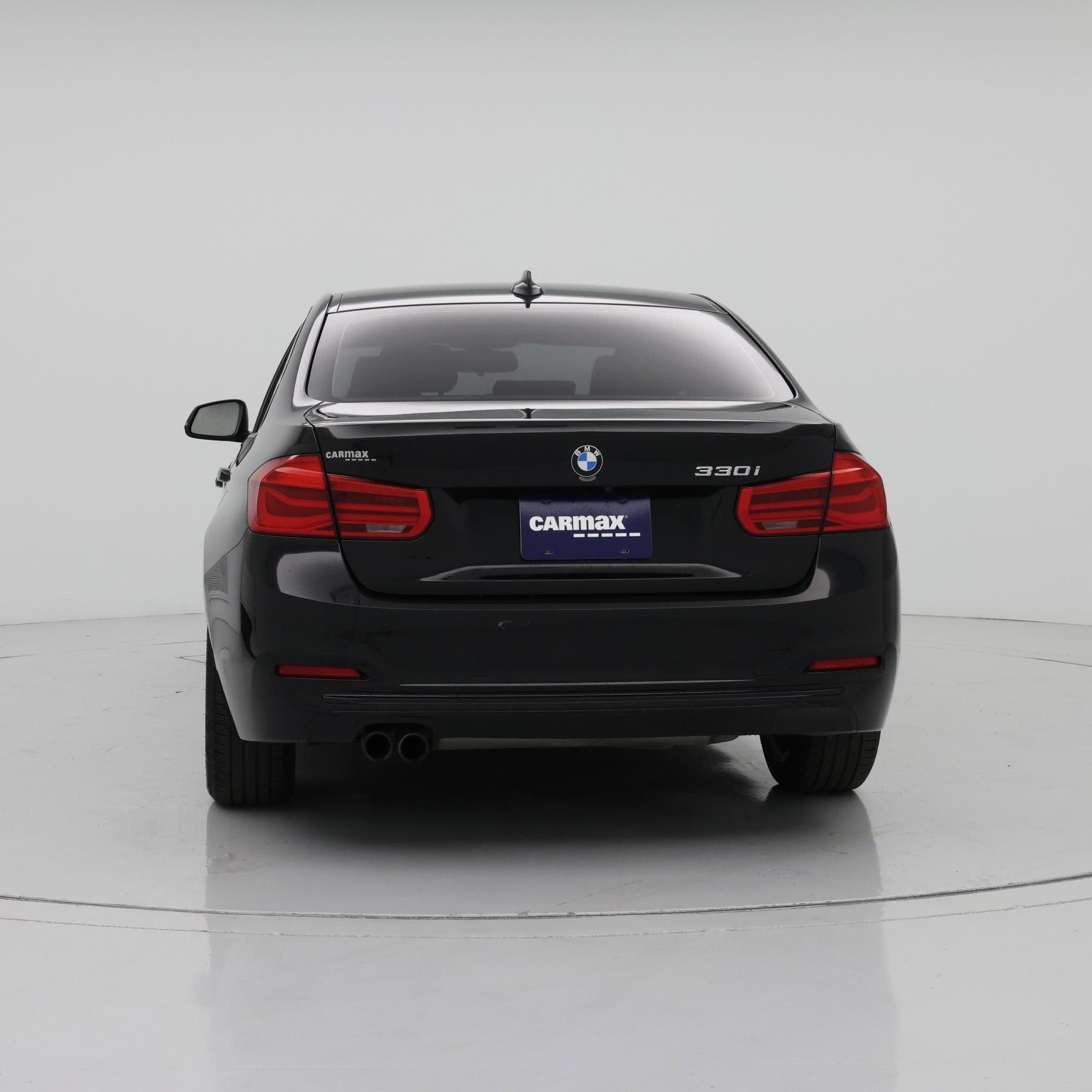 Thumbnail: 2017 BMW 3 Series - 6