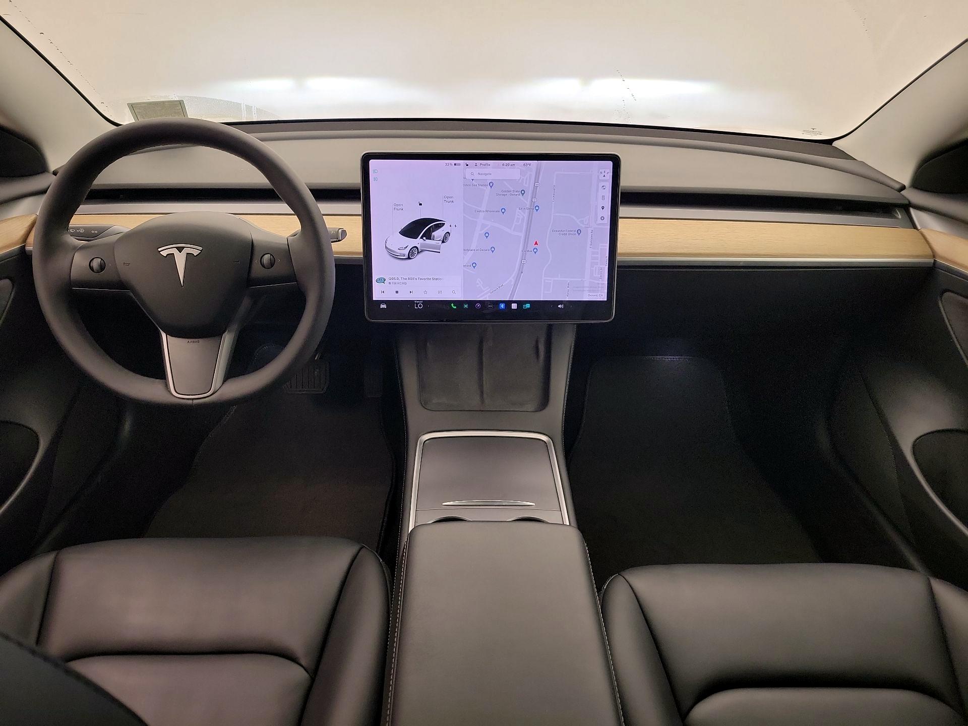 Thumbnail: 2021 Tesla Model 3 - 9