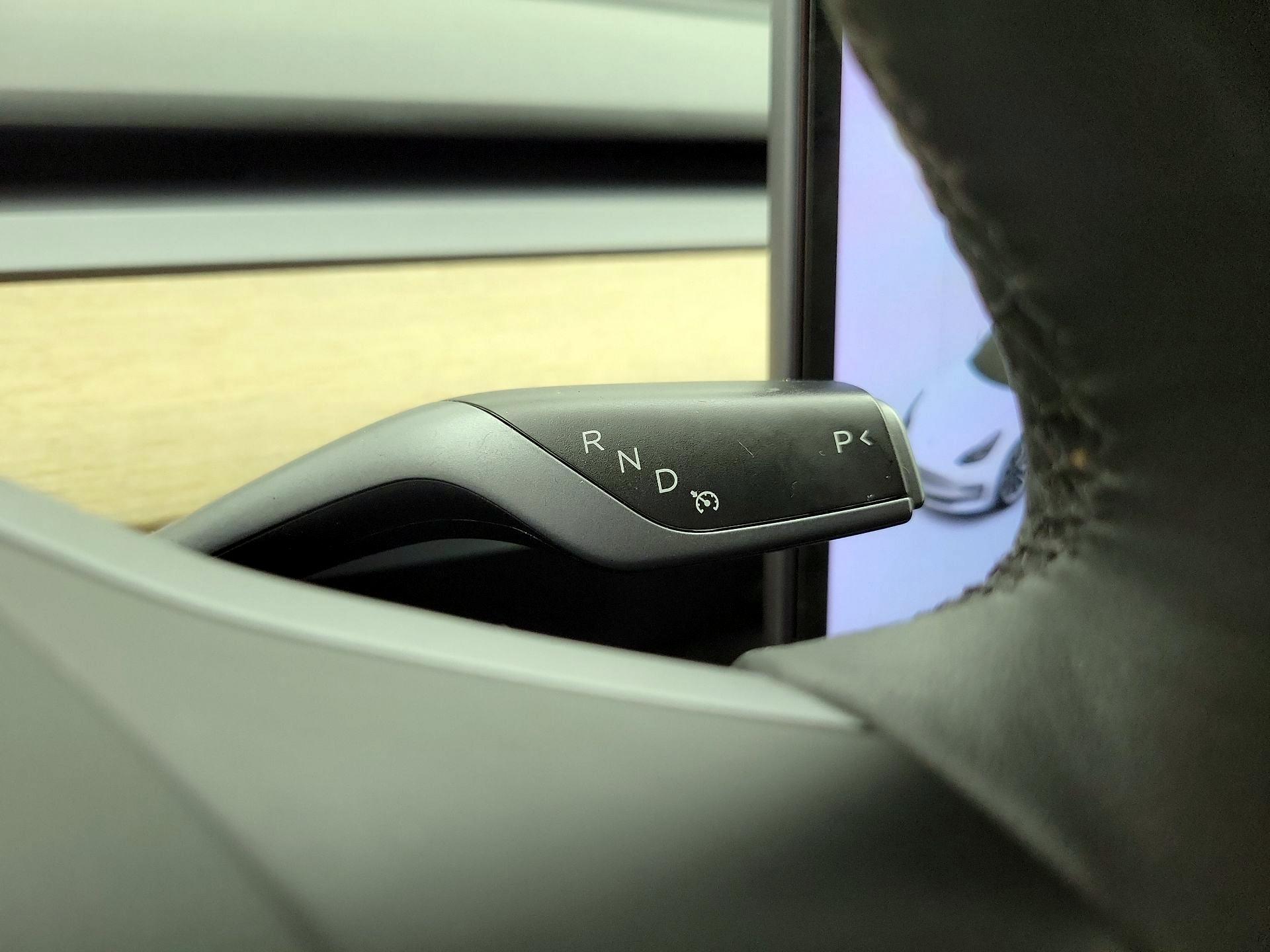 Thumbnail: 2021 Tesla Model 3 - 17