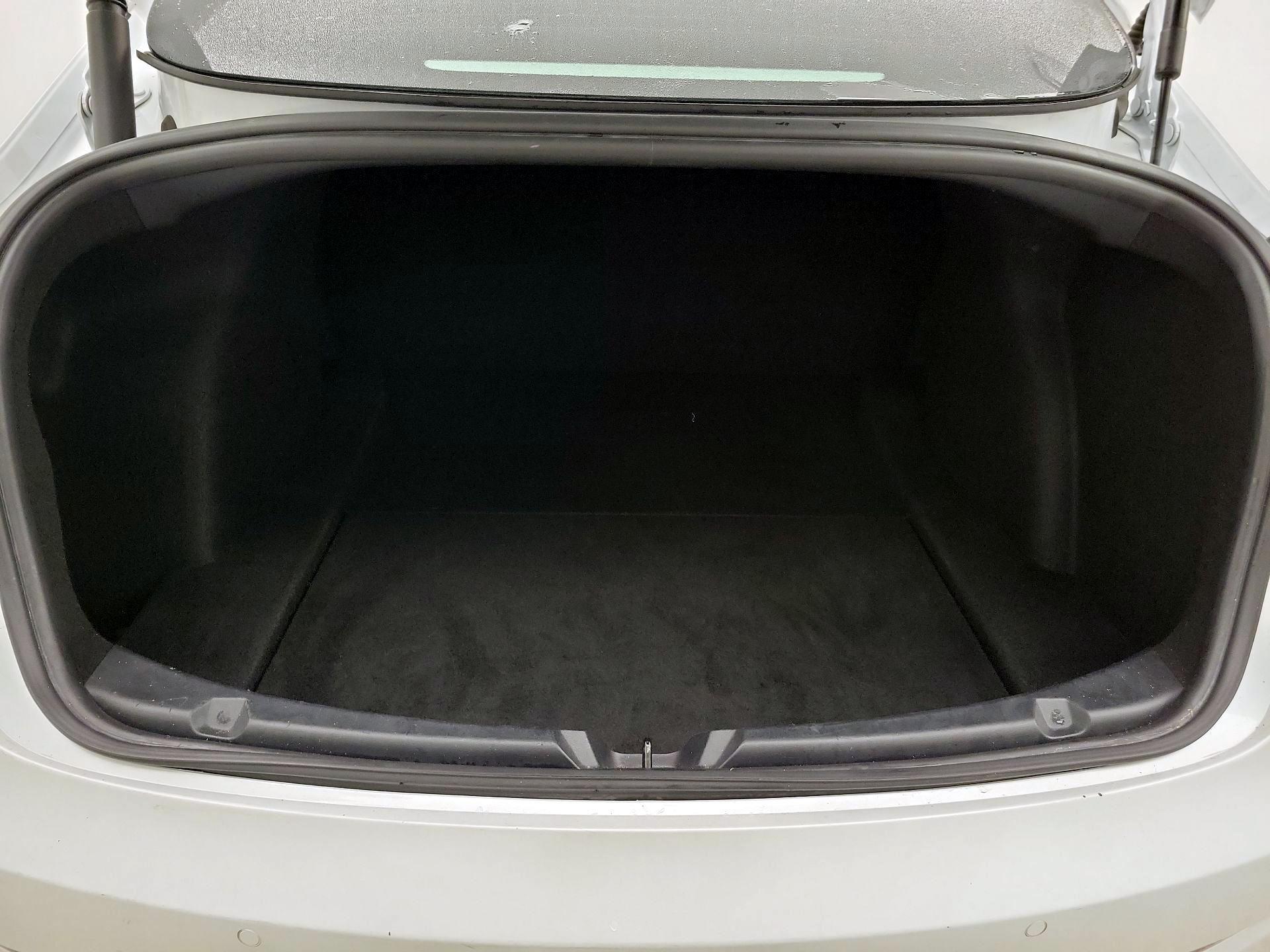 Thumbnail: 2021 Tesla Model 3 - 19