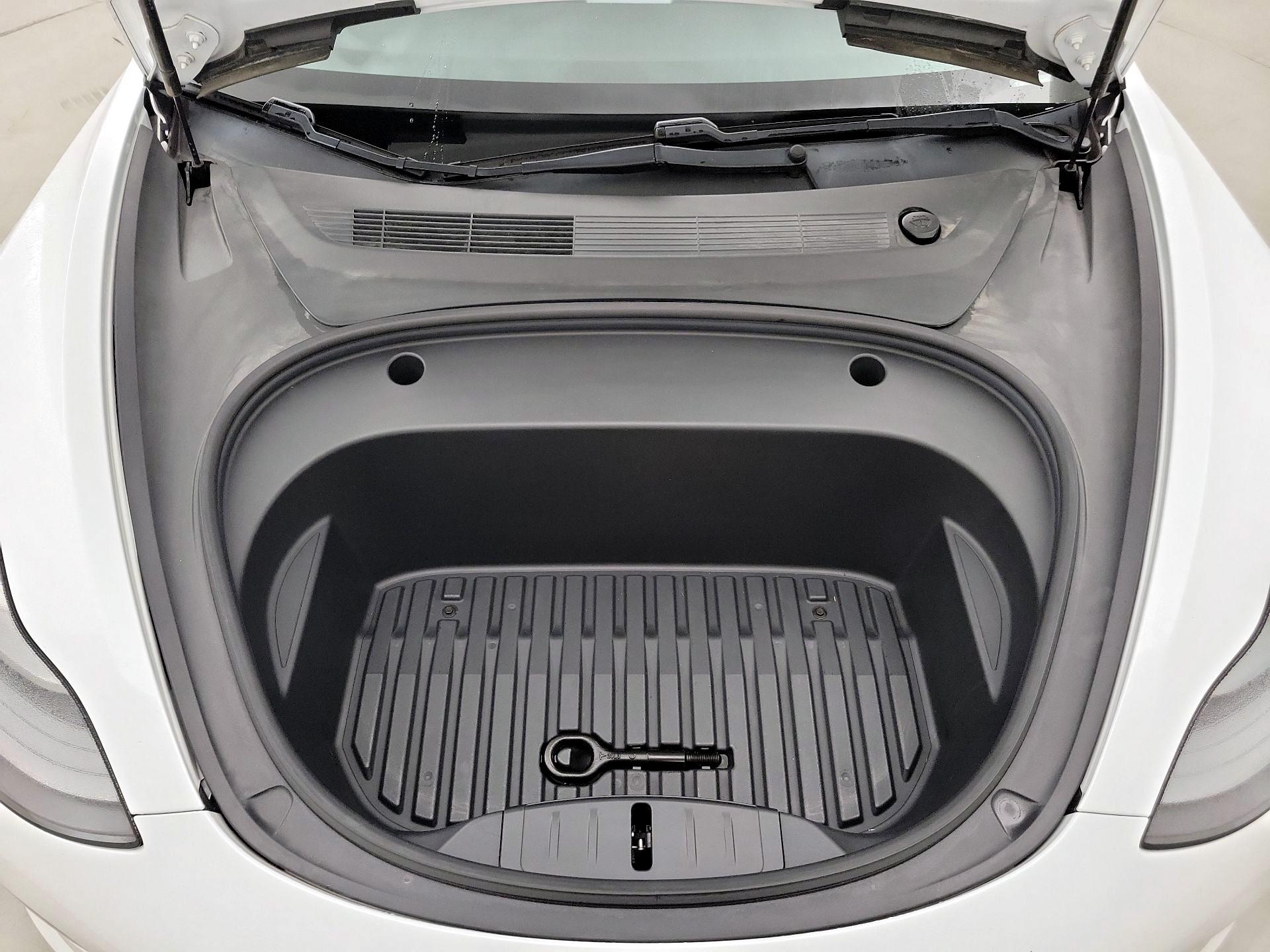 Thumbnail: 2021 Tesla Model 3 - 20