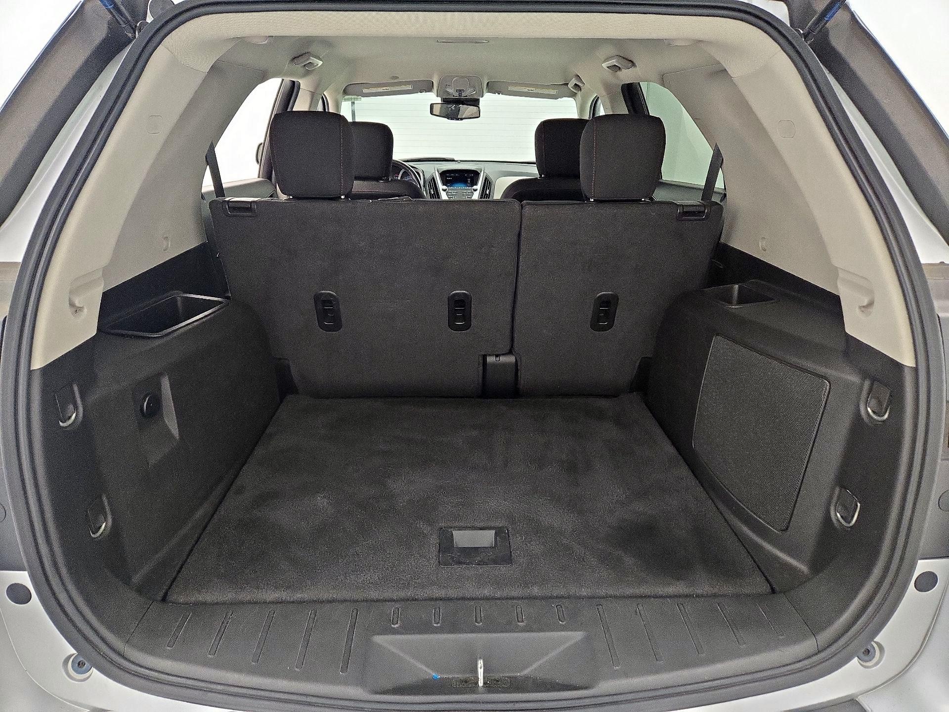 Thumbnail: 2015 Chevrolet Equinox - 19