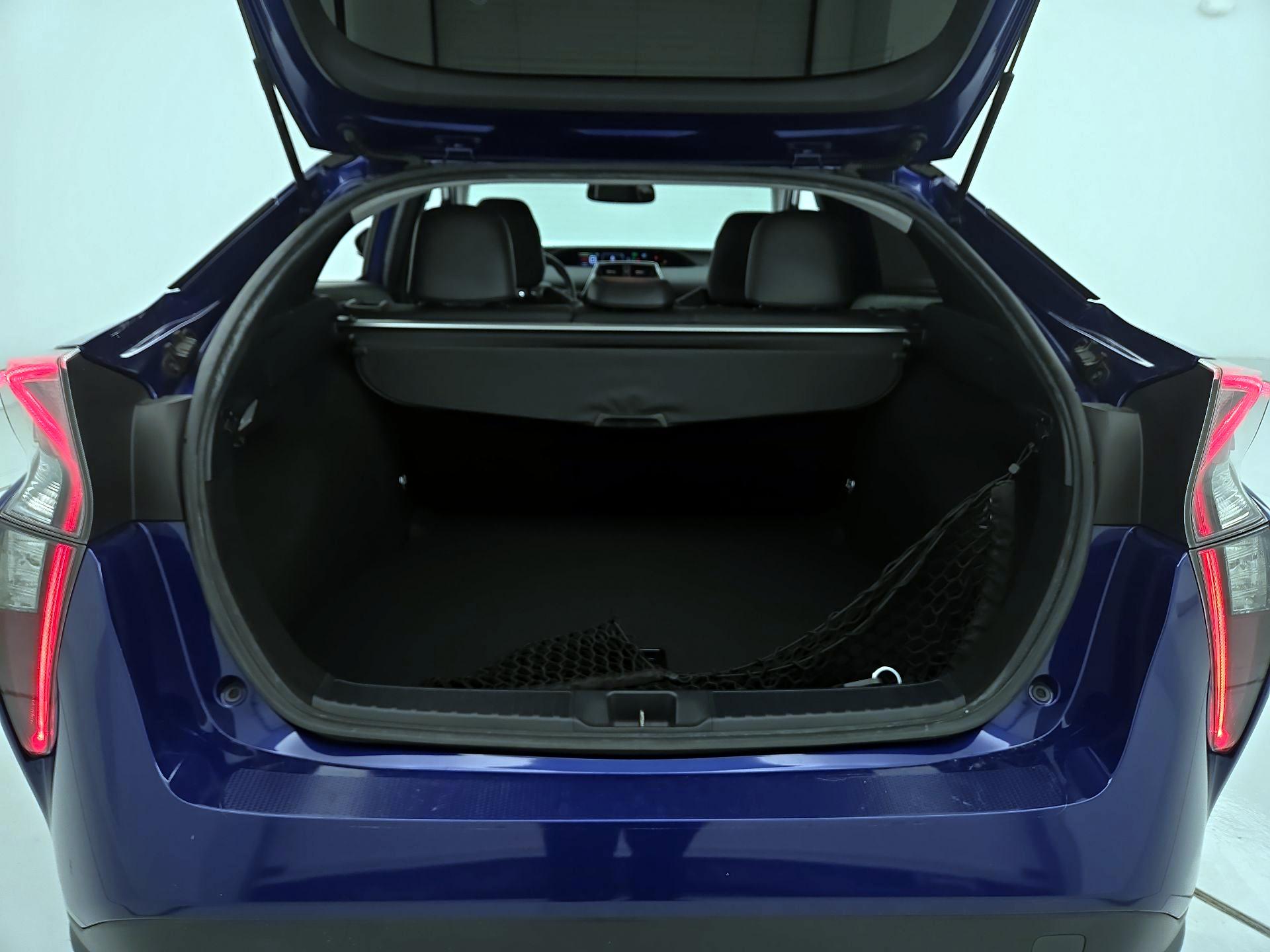 Thumbnail: 2017 Toyota Prius - 20