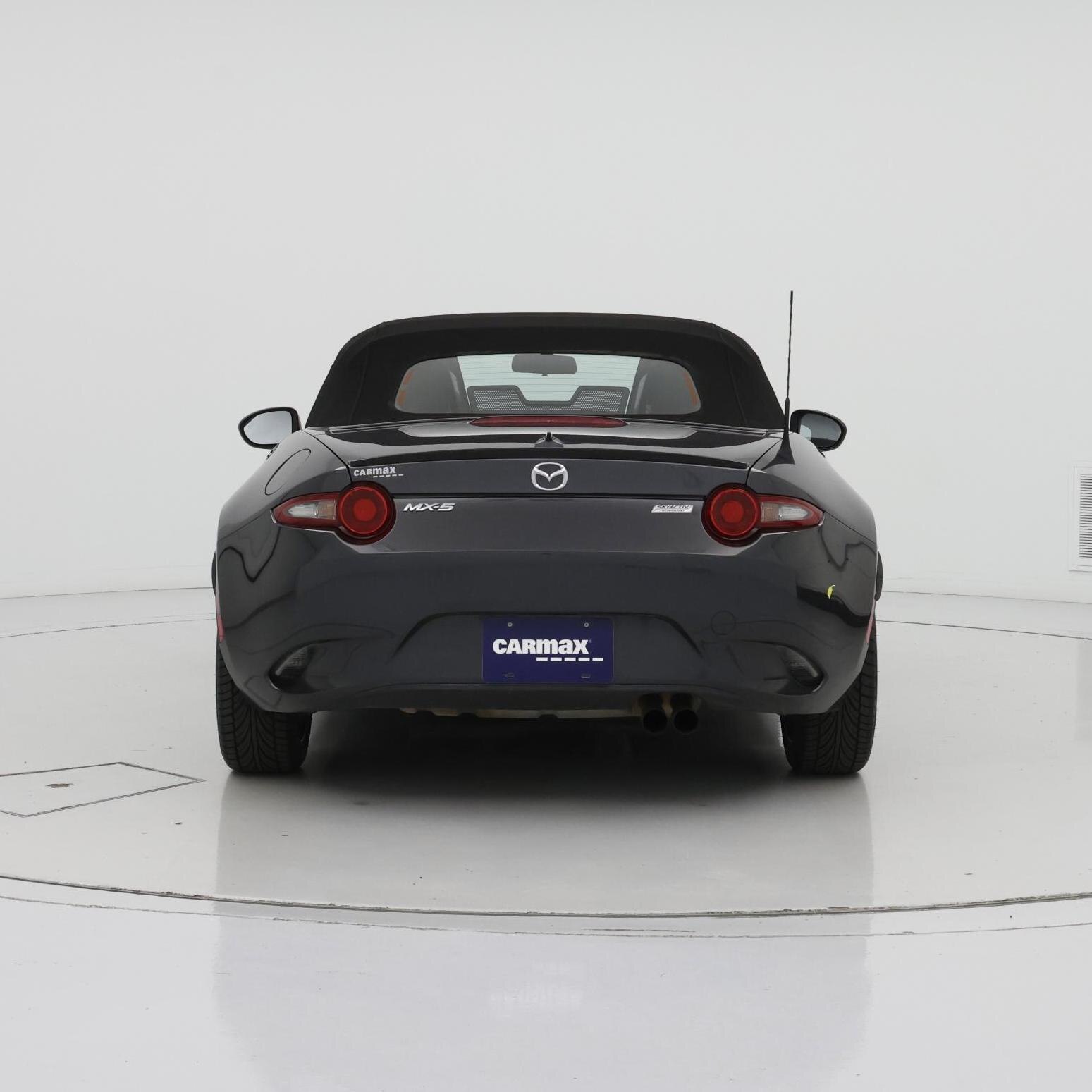 Thumbnail: 2017 Mazda MX-5 Miata - 6
