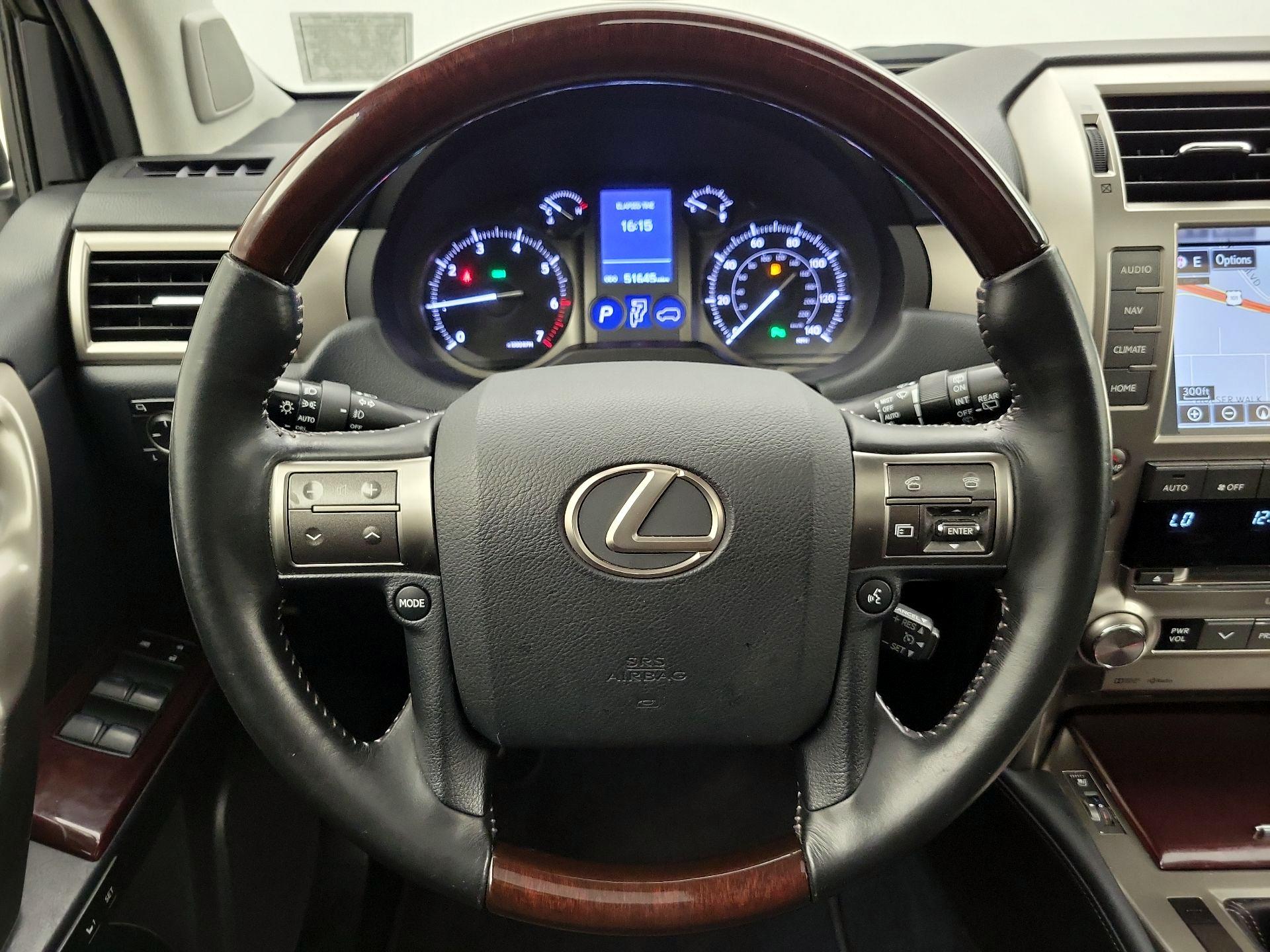 Thumbnail: 2019 Lexus GX - 10