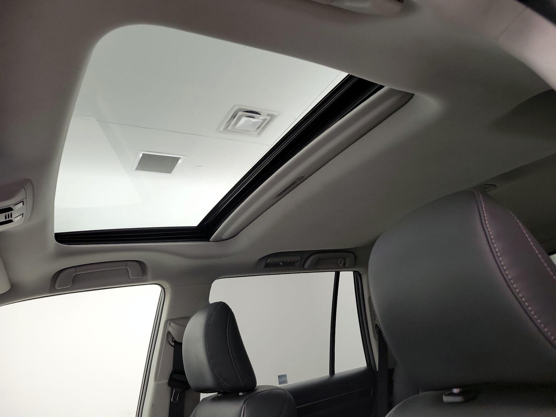 Thumbnail: 2019 Lexus GX - 20