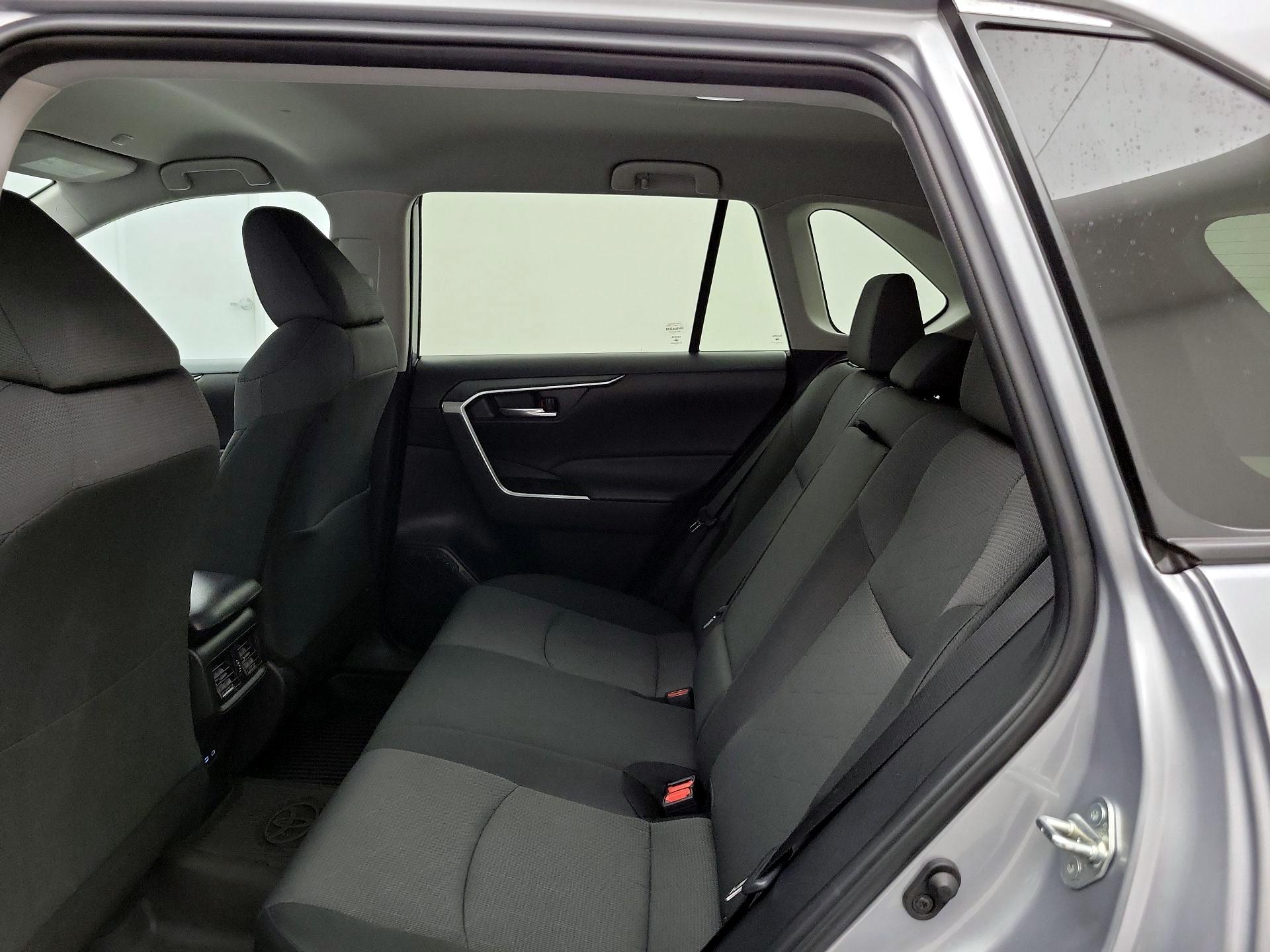 Thumbnail: 2024 Toyota RAV4 - 19