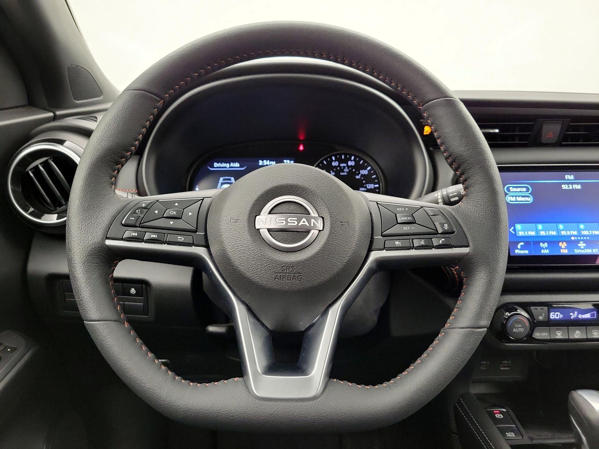 Thumbnail: 2023 Nissan Kicks - 10