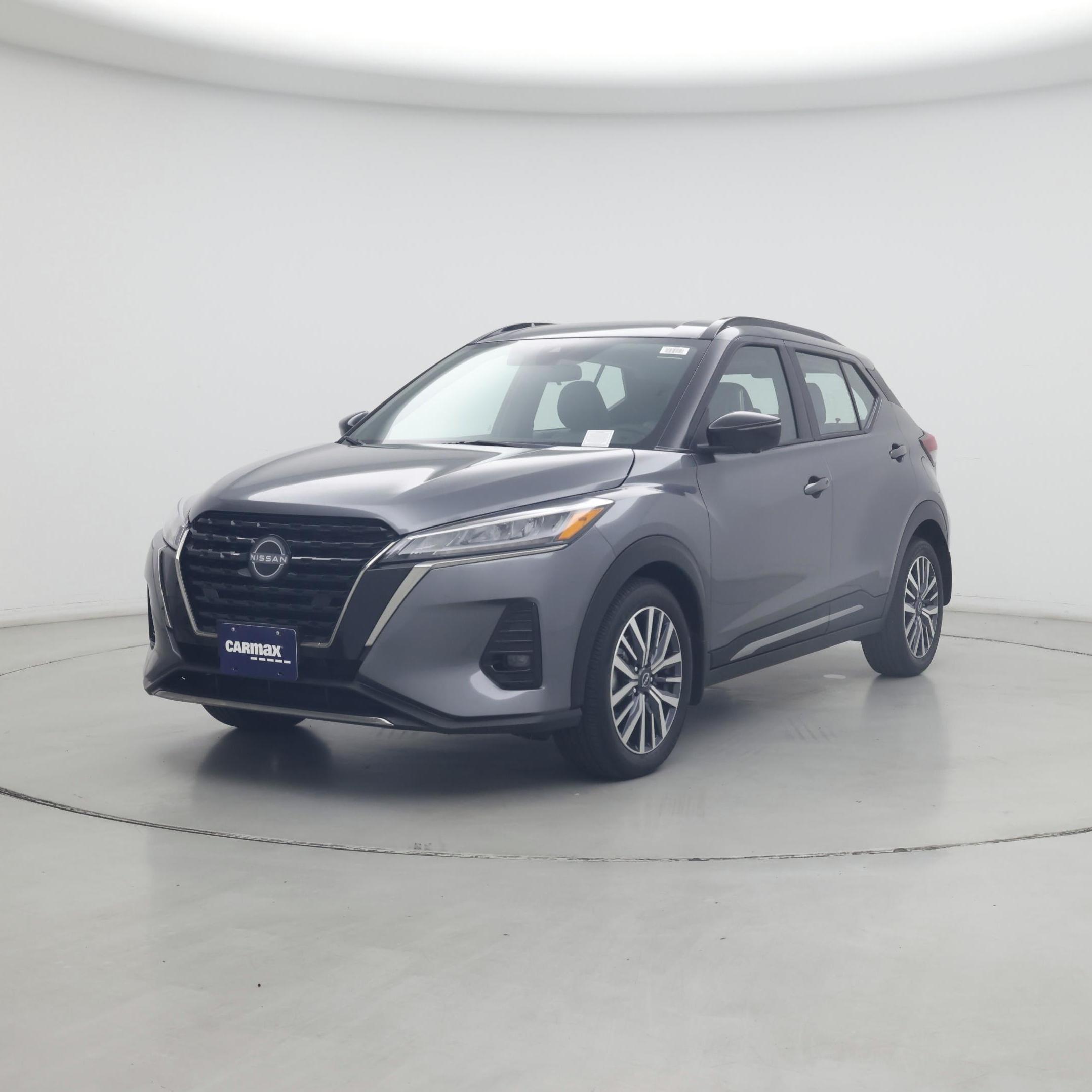 Thumbnail: 2023 Nissan Kicks - 4