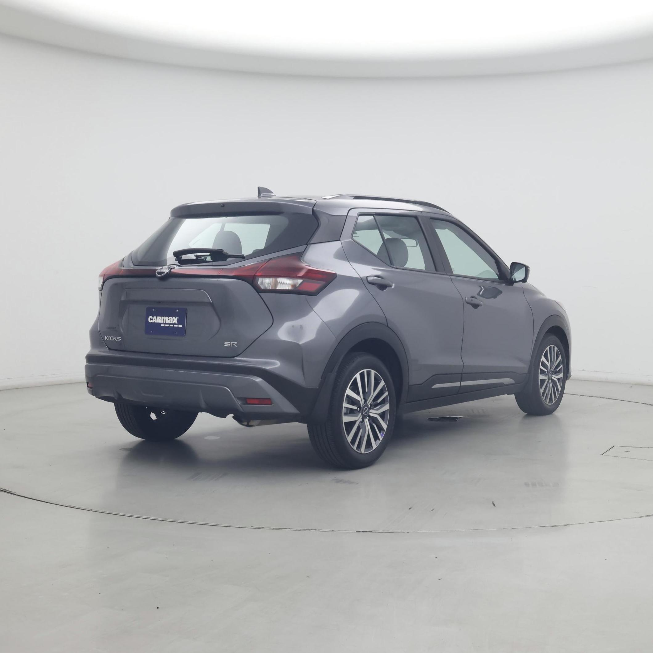 Thumbnail: 2023 Nissan Kicks - 8
