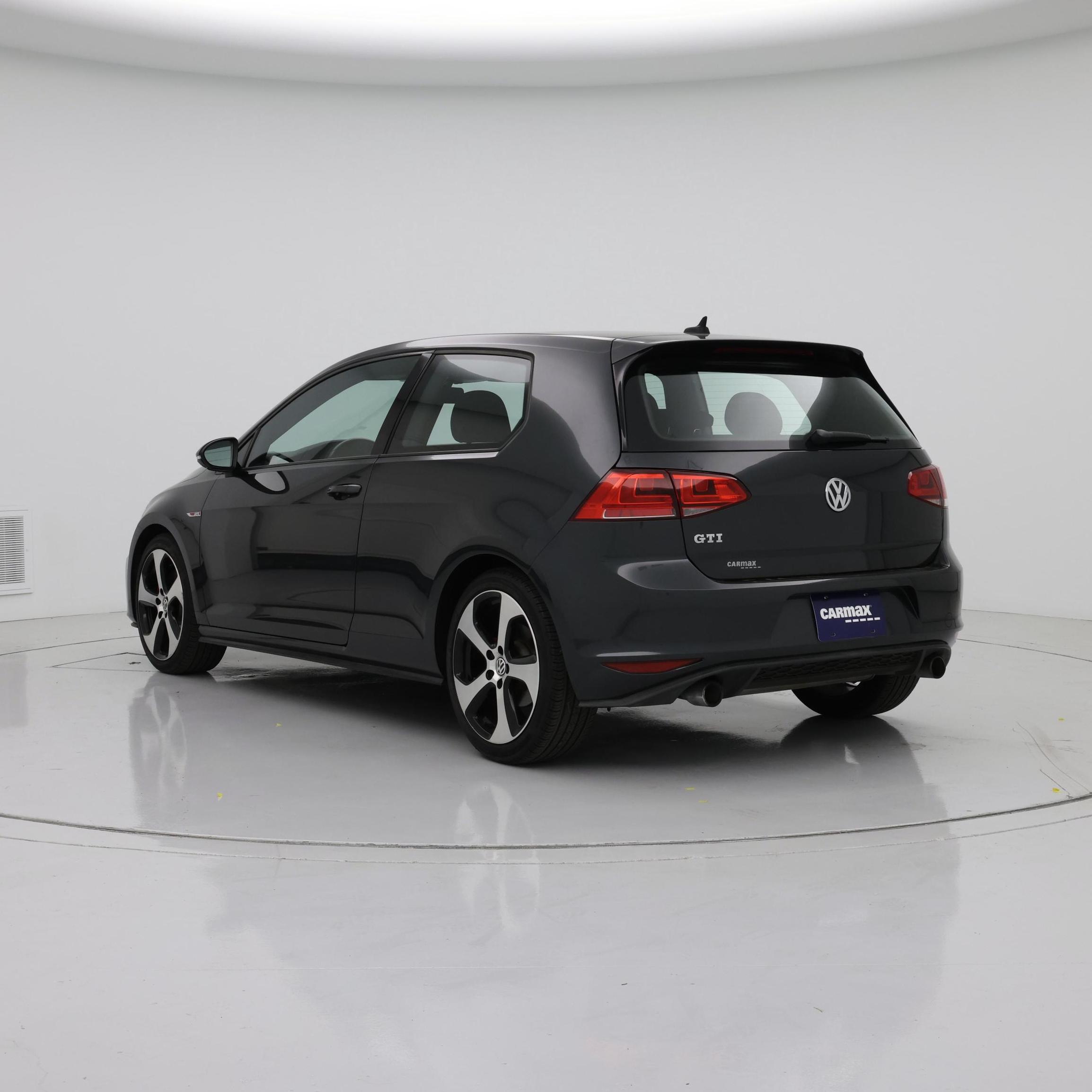 Thumbnail: 2015 Volkswagen Golf - 2