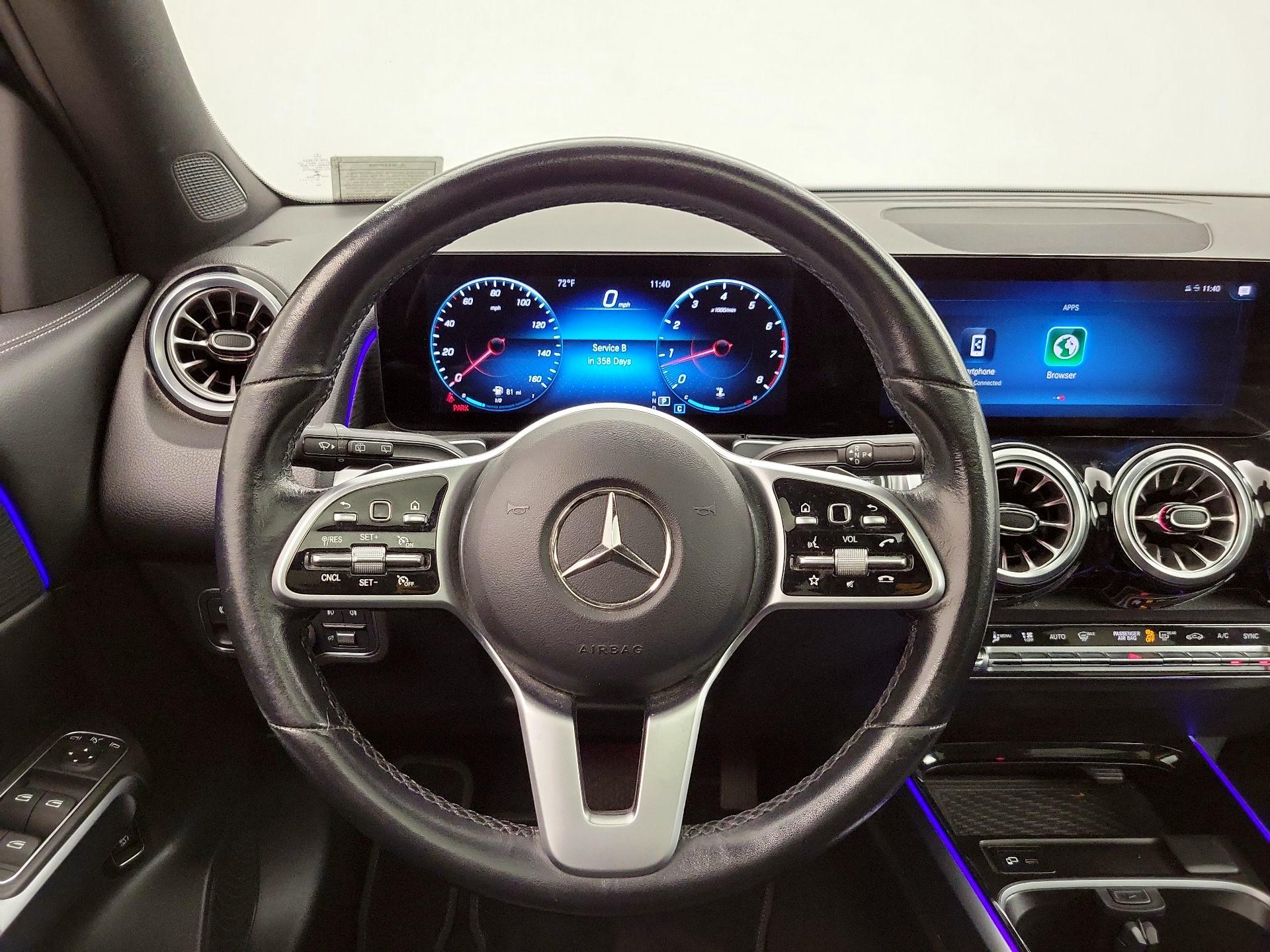 Thumbnail: 2022 Mercedes-Benz GLB - 10