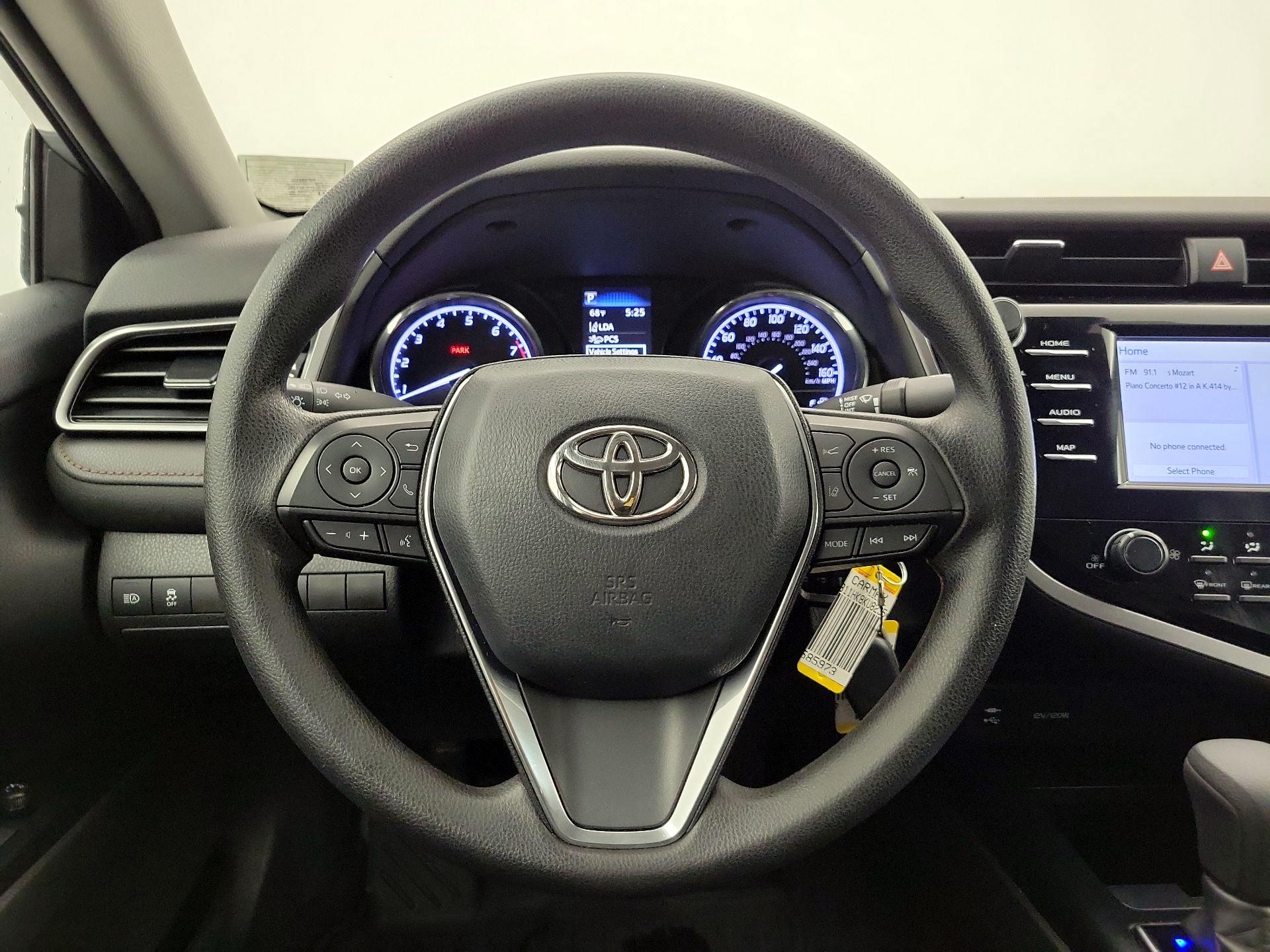 Thumbnail: 2019 Toyota Camry - 10