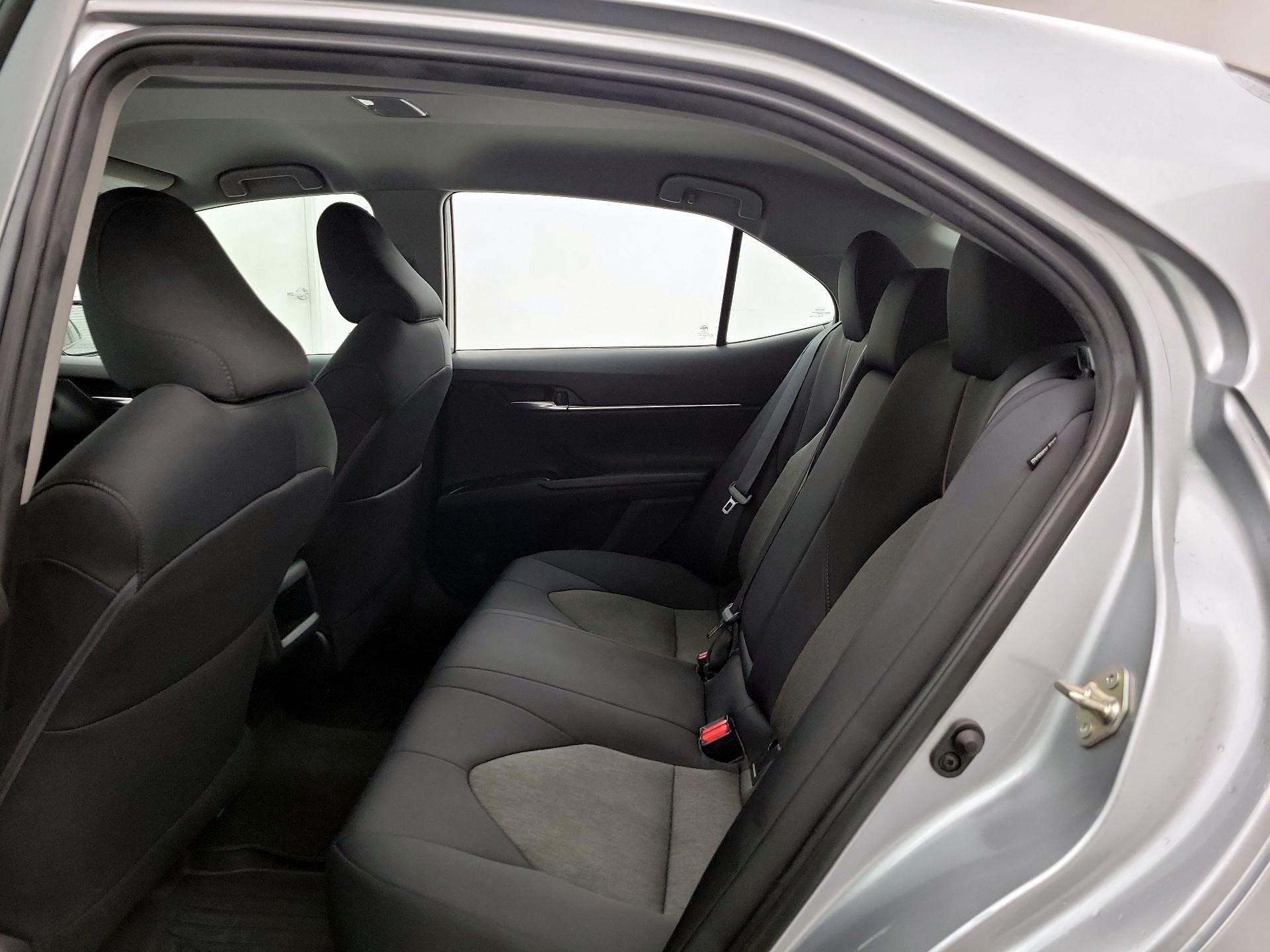 Thumbnail: 2019 Toyota Camry - 19