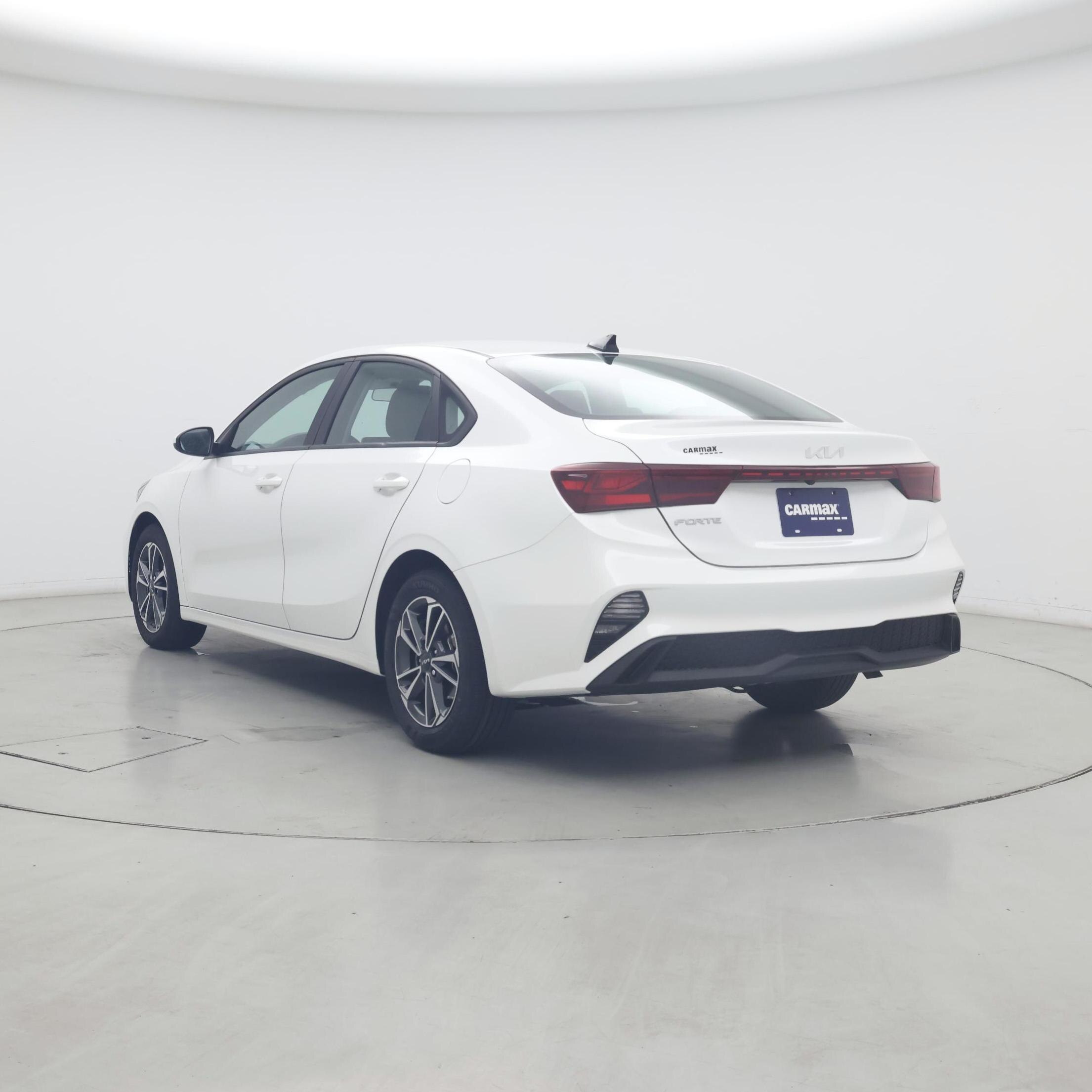 Thumbnail: 2023 Kia Forte - 2