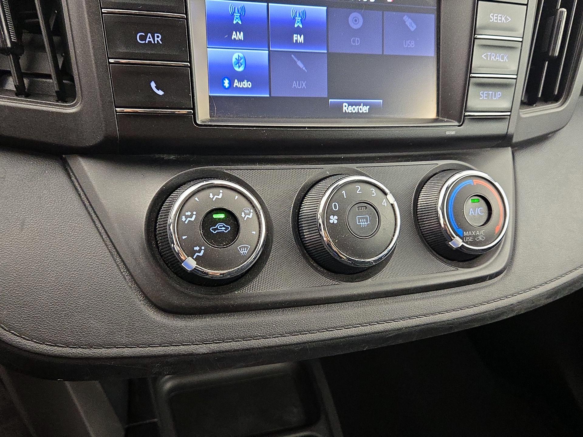 Thumbnail: 2017 Toyota RAV4 - 16