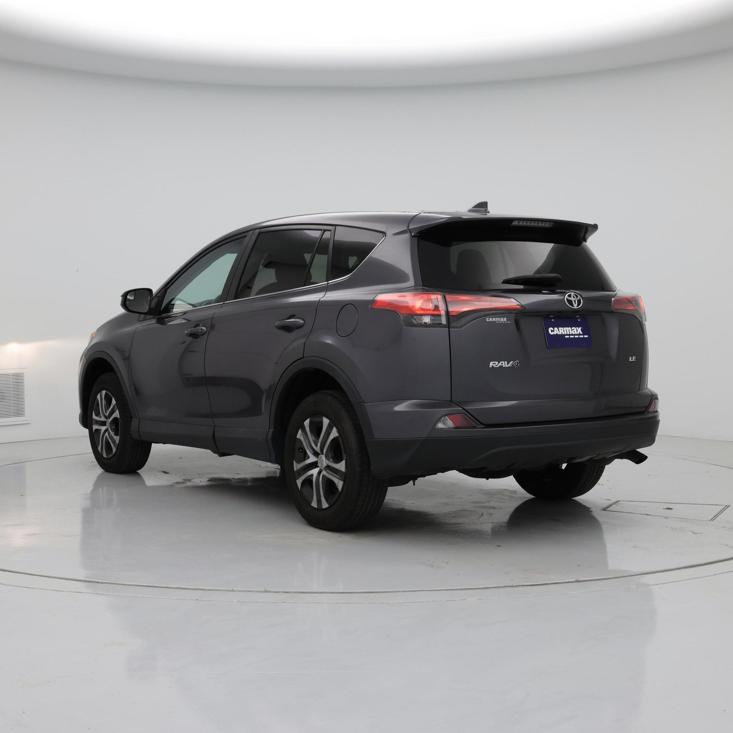Thumbnail: 2017 Toyota RAV4 - 2