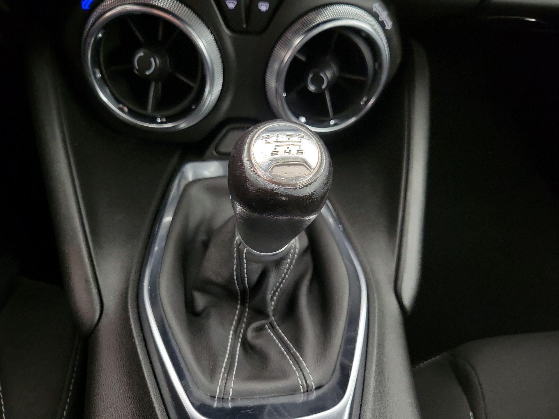 Thumbnail: 2021 Chevrolet Camaro - 16