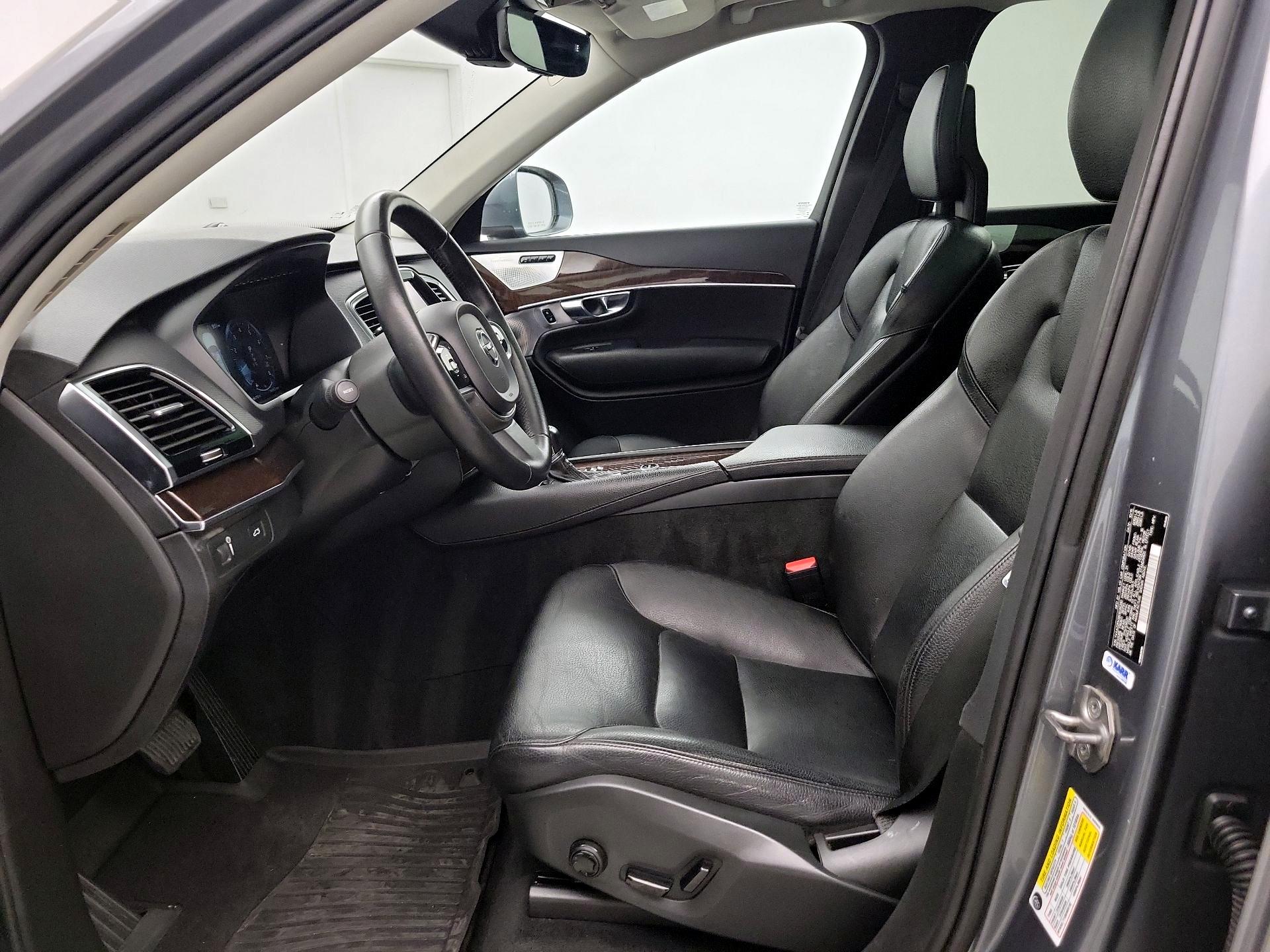 Thumbnail: 2016 Volvo XC90 - 11