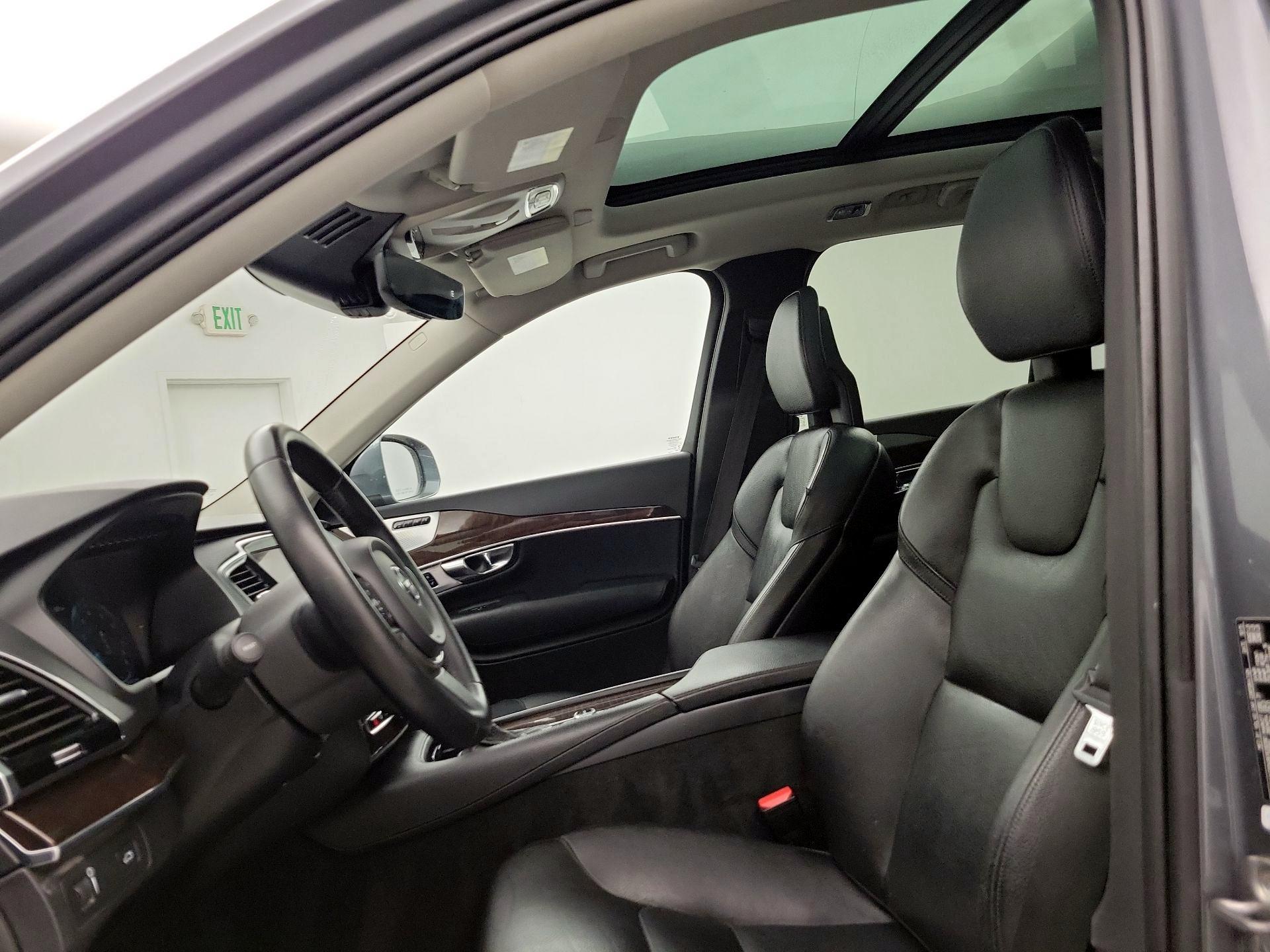 Thumbnail: 2016 Volvo XC90 - 20